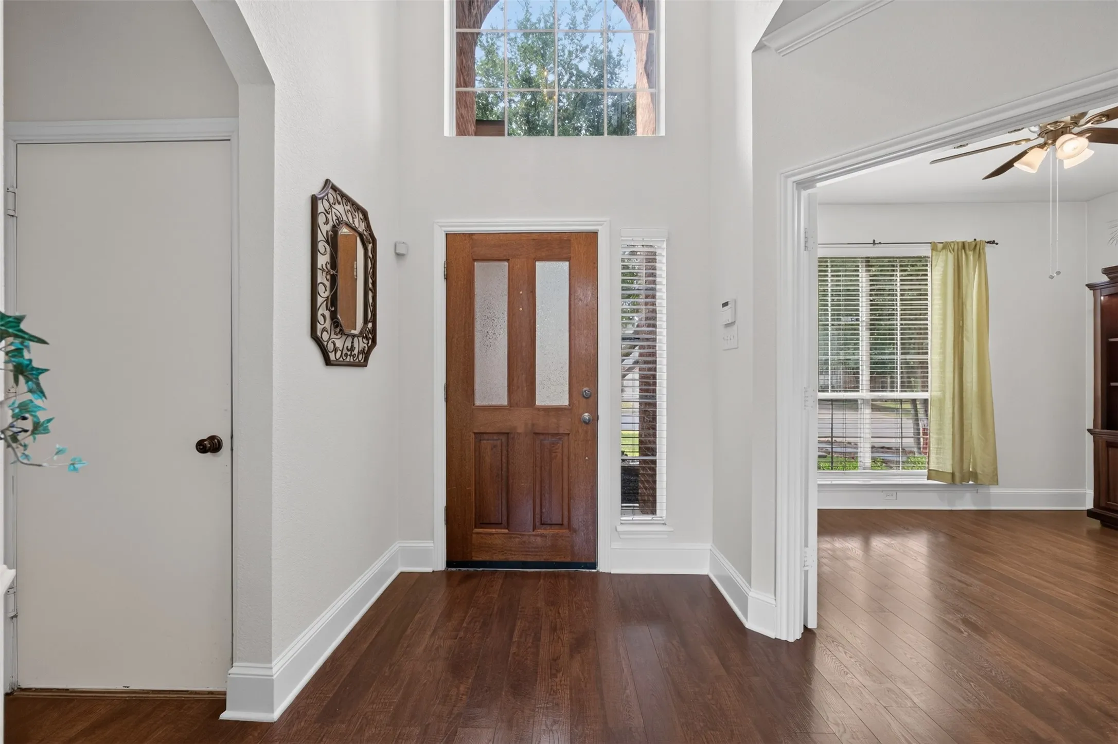 Front door entry way