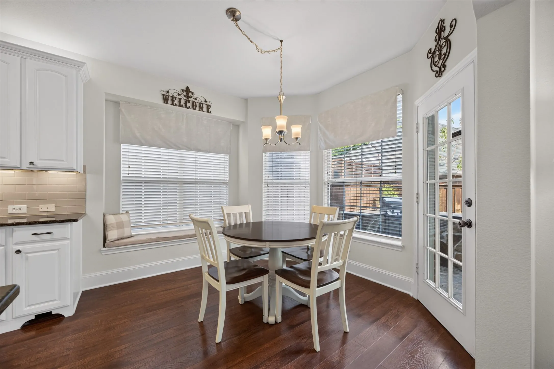 Breakfast Nook overlooking the back yard!
