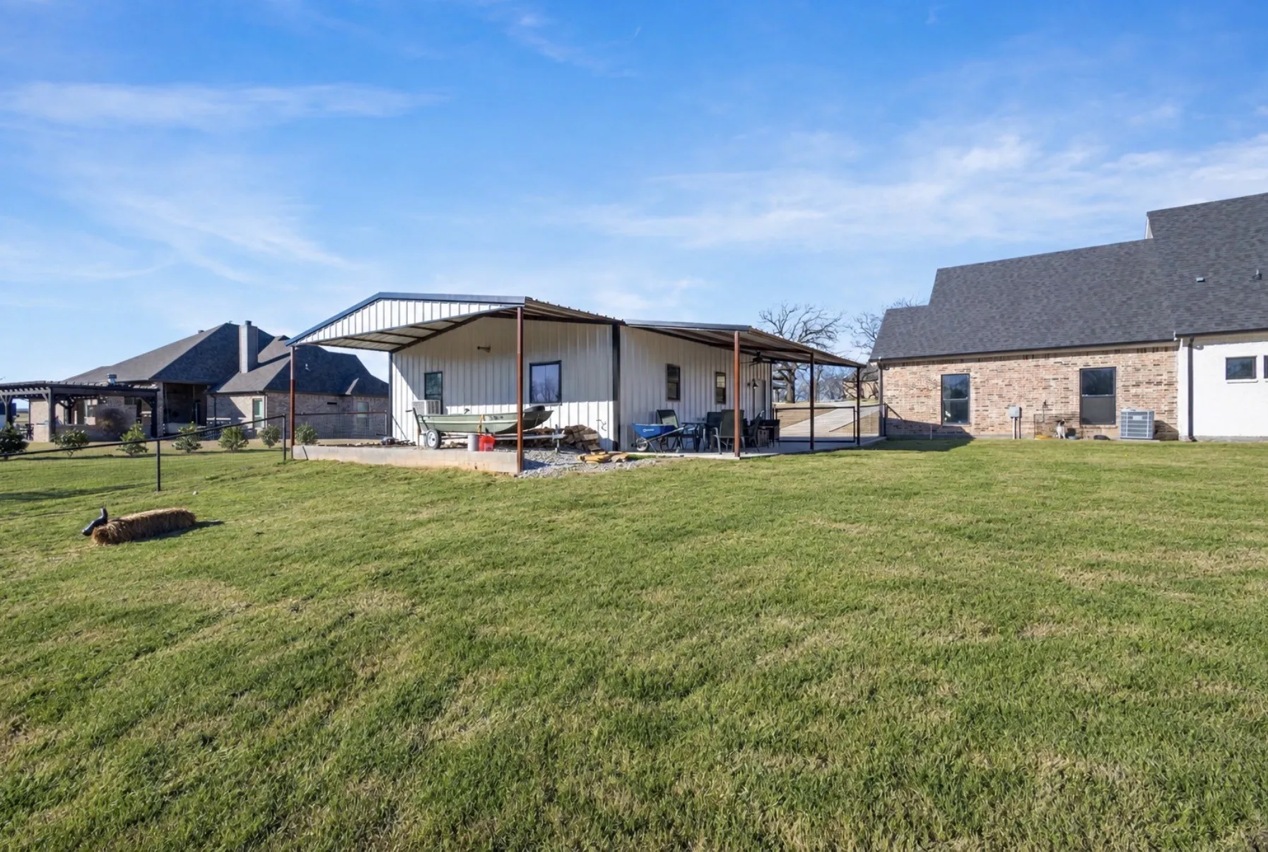 Single Family Residence For Sale in Wise County , 105 Proctor Lane, Decatur, Texas 76234, 4 Bedroom, 3 Bathroom, 2 Garage spaces, 2,803 Sqft, built in 2021, mls#21406670, Real Estate Agent in Decatur, Homes For Sale in Wise county, Homes For Sale in Decatur, Realtor in Decatur Texas, Real Estate Brokerage Independent Realty Texas, Luminita Cordes Realtor
