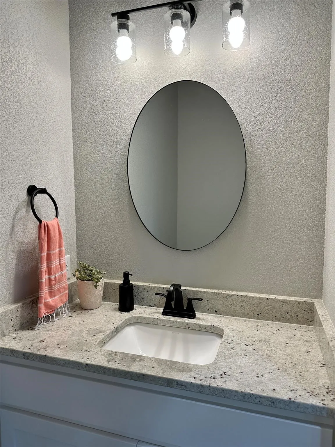 Single Family Residence For Sale in Wise County , 105 Proctor Lane, Decatur, Texas 76234, 4 Bedroom, 3 Bathroom, 2 Garage spaces, 2,803 Sqft, built in 2021, mls#21406670, Real Estate Agent in Decatur, Homes For Sale in Wise county, Homes For Sale in Decatur, Realtor in Decatur Texas, Real Estate Brokerage Independent Realty Texas, Luminita Cordes Realtor