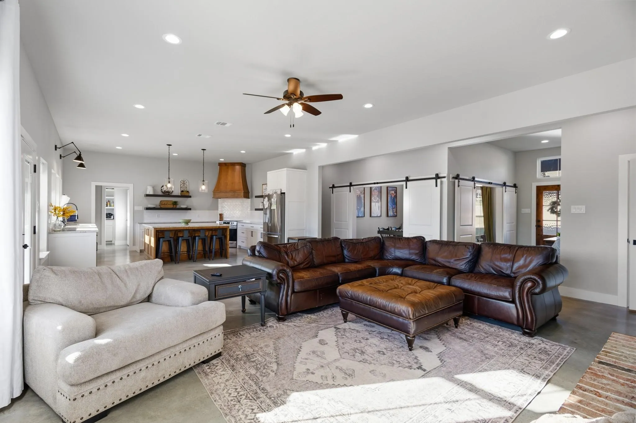 Single Family Residence For Sale in Wise County , 105 Proctor Lane, Decatur, Texas 76234, 4 Bedroom, 3 Bathroom, 2 Garage spaces, 2,803 Sqft, built in 2021, mls#21406670, Real Estate Agent in Decatur, Homes For Sale in Wise county, Homes For Sale in Decatur, Realtor in Decatur Texas, Real Estate Brokerage Independent Realty Texas, Luminita Cordes Realtor