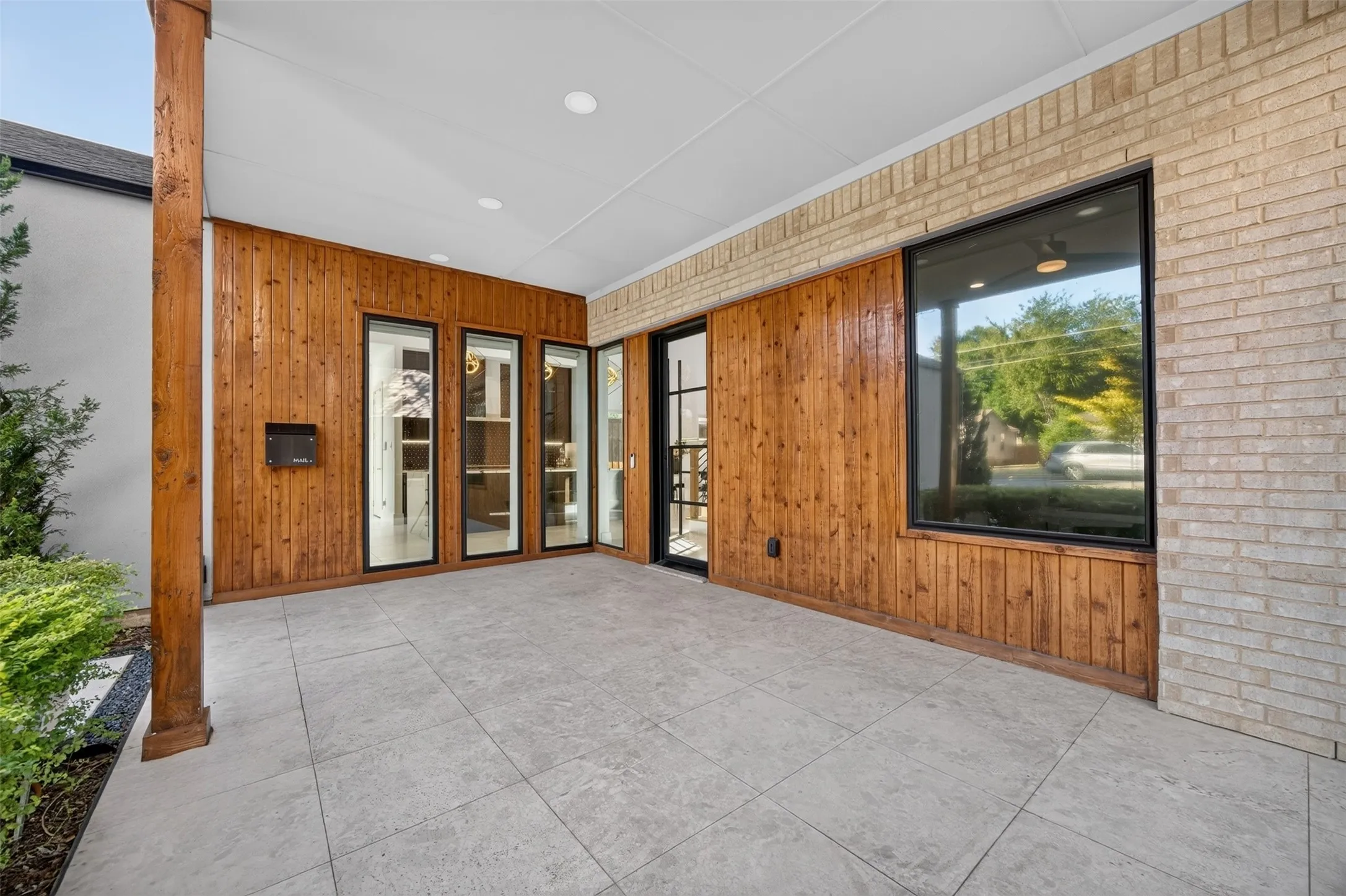 Single Family Residence For Sale in Dallas County , 6829 Prosper Street, Dallas, Texas 75209, 4 Bedroom, 4 Bathroom, 2 Garage spaces, 3,245 Sqft, built in 2024, mls#21399650, Real Estate Agent in Dallas, Homes For Sale in Dallas county, Homes For Sale in Dallas, Realtor in Dallas Texas, Real Estate Brokerage Independent Realty Texas, Luminita Cordes Realtor