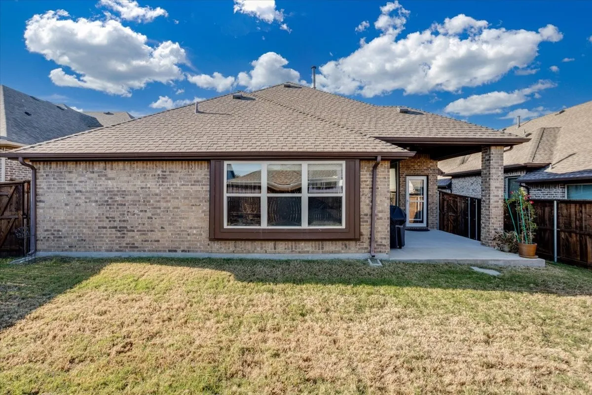Single Family Residence For Sale in Collin County , 509 Allbright Road, Celina, Texas 75009, 3 Bedroom, 2 Bathroom, 2 Garage spaces, 2,195 Sqft, built in 2016, mls#21405162, Real Estate Agent in Celina, Homes For Sale in Collin county, Homes For Sale in Celina, Realtor in Celina Texas, Real Estate Brokerage Independent Realty Texas, Luminita Cordes Realtor