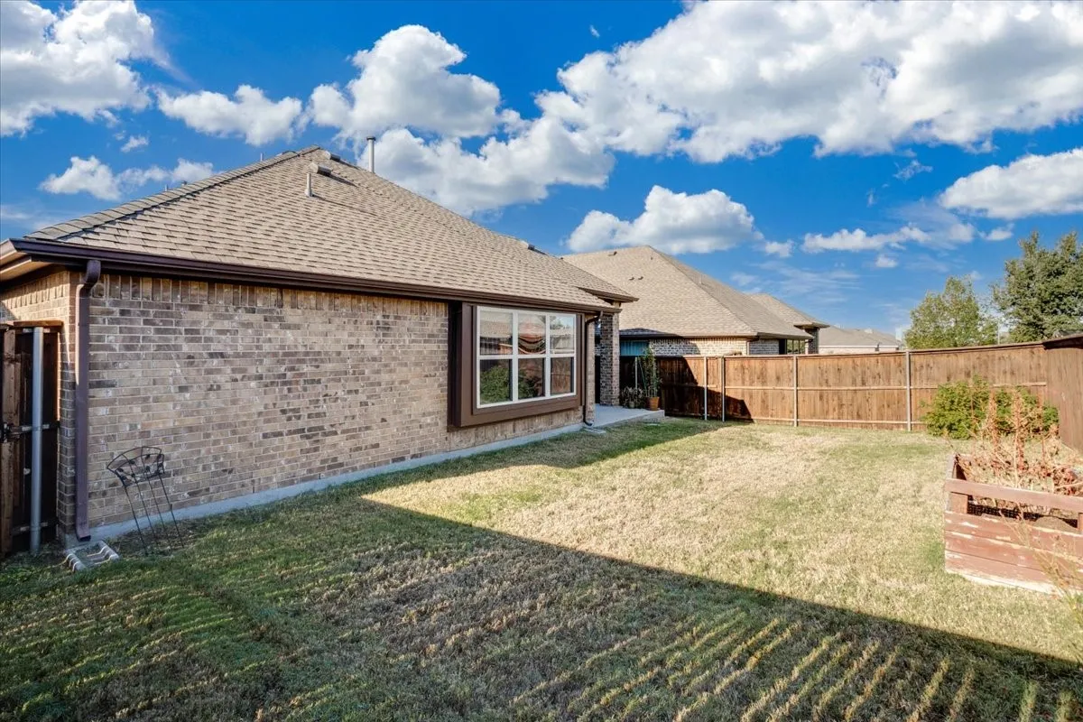 Single Family Residence For Sale in Collin County , 509 Allbright Road, Celina, Texas 75009, 3 Bedroom, 2 Bathroom, 2 Garage spaces, 2,195 Sqft, built in 2016, mls#21405162, Real Estate Agent in Celina, Homes For Sale in Collin county, Homes For Sale in Celina, Realtor in Celina Texas, Real Estate Brokerage Independent Realty Texas, Luminita Cordes Realtor