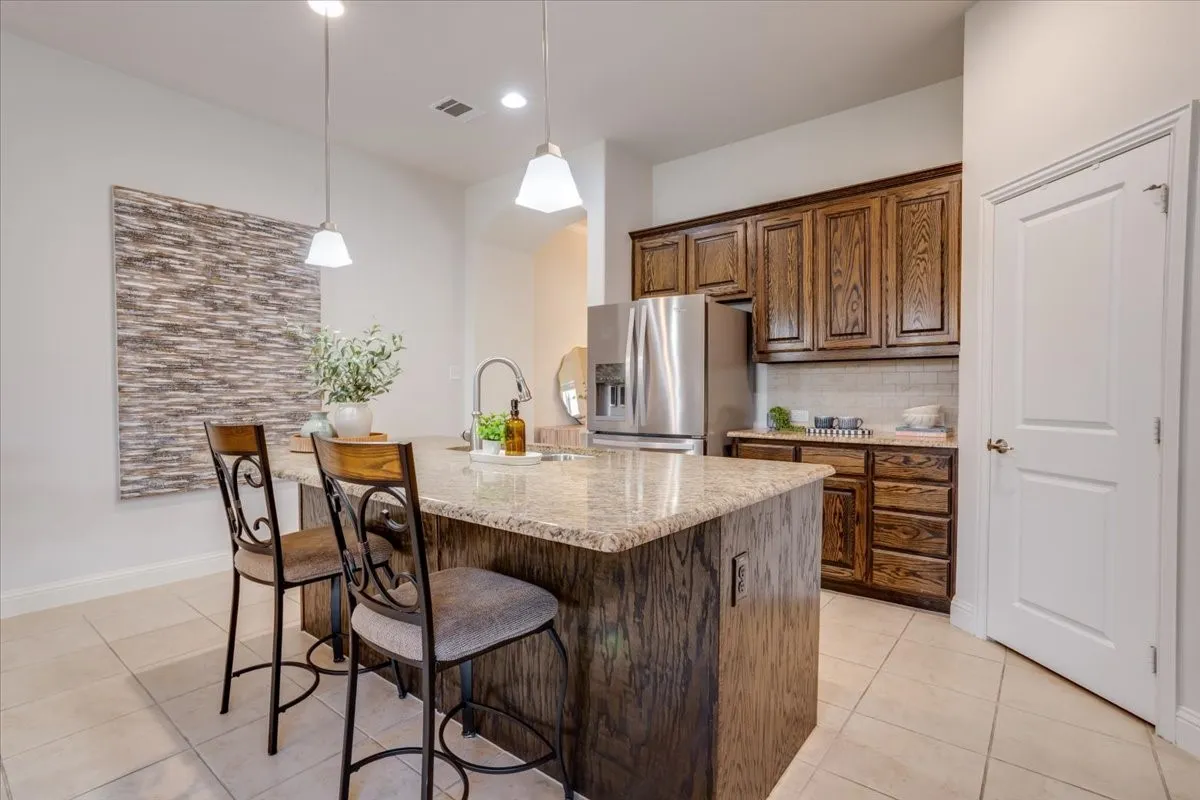 Single Family Residence For Sale in Collin County , 509 Allbright Road, Celina, Texas 75009, 3 Bedroom, 2 Bathroom, 2 Garage spaces, 2,195 Sqft, built in 2016, mls#21405162, Real Estate Agent in Celina, Homes For Sale in Collin county, Homes For Sale in Celina, Realtor in Celina Texas, Real Estate Brokerage Independent Realty Texas, Luminita Cordes Realtor