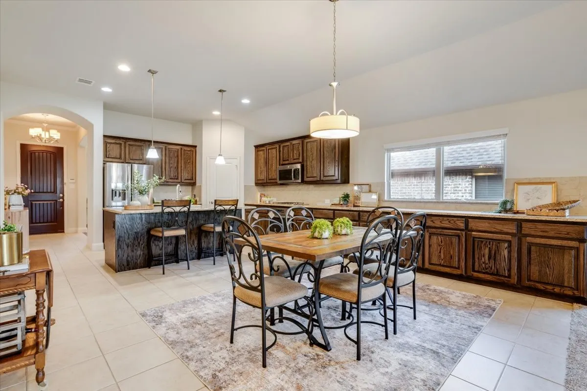 Single Family Residence For Sale in Collin County , 509 Allbright Road, Celina, Texas 75009, 3 Bedroom, 2 Bathroom, 2 Garage spaces, 2,195 Sqft, built in 2016, mls#21405162, Real Estate Agent in Celina, Homes For Sale in Collin county, Homes For Sale in Celina, Realtor in Celina Texas, Real Estate Brokerage Independent Realty Texas, Luminita Cordes Realtor
