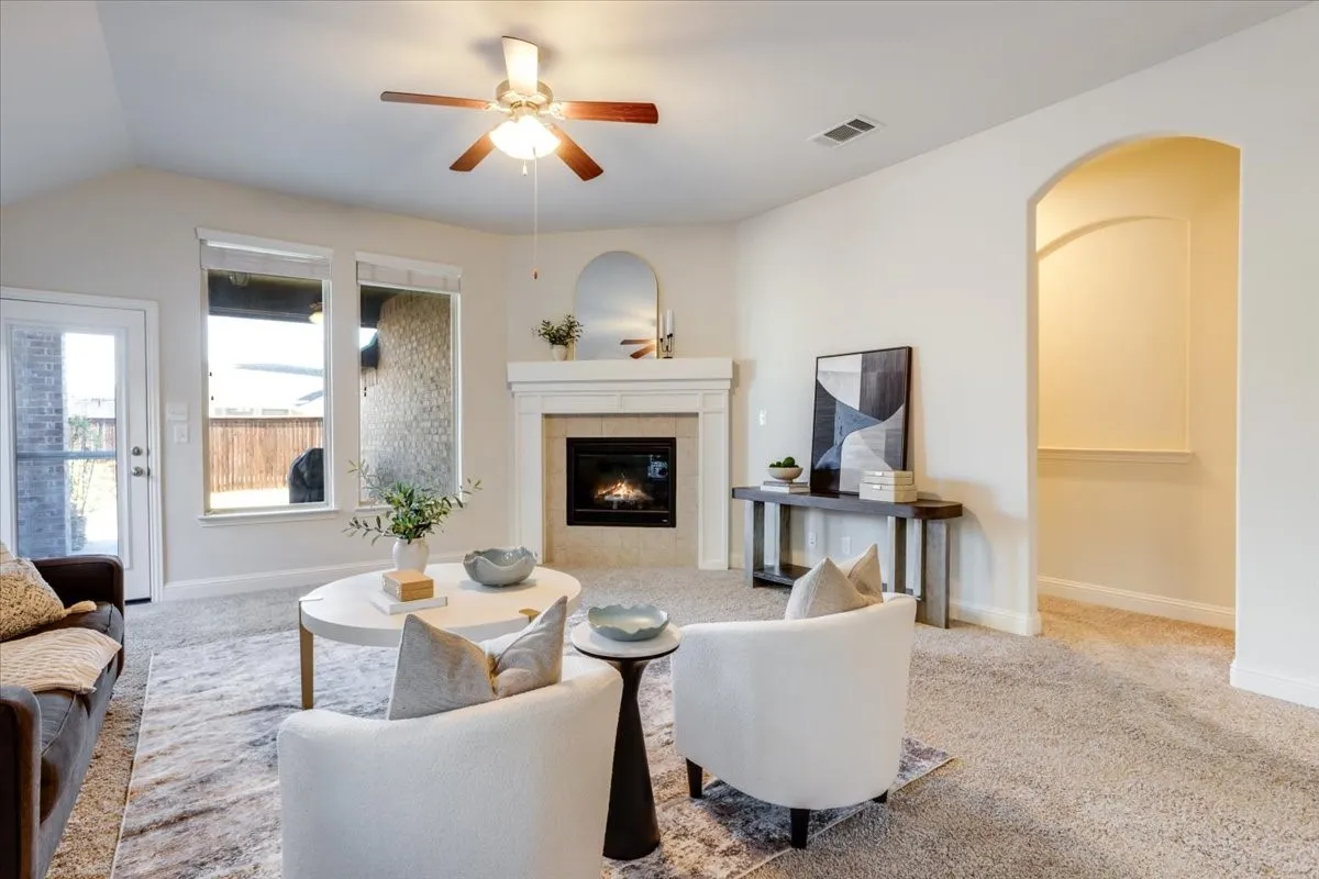 Single Family Residence For Sale in Collin County , 509 Allbright Road, Celina, Texas 75009, 3 Bedroom, 2 Bathroom, 2 Garage spaces, 2,195 Sqft, built in 2016, mls#21405162, Real Estate Agent in Celina, Homes For Sale in Collin county, Homes For Sale in Celina, Realtor in Celina Texas, Real Estate Brokerage Independent Realty Texas, Luminita Cordes Realtor