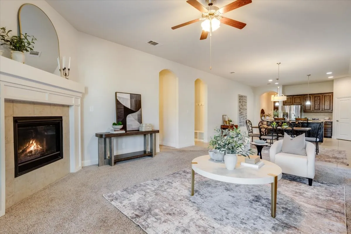 Single Family Residence For Sale in Collin County , 509 Allbright Road, Celina, Texas 75009, 3 Bedroom, 2 Bathroom, 2 Garage spaces, 2,195 Sqft, built in 2016, mls#21405162, Real Estate Agent in Celina, Homes For Sale in Collin county, Homes For Sale in Celina, Realtor in Celina Texas, Real Estate Brokerage Independent Realty Texas, Luminita Cordes Realtor