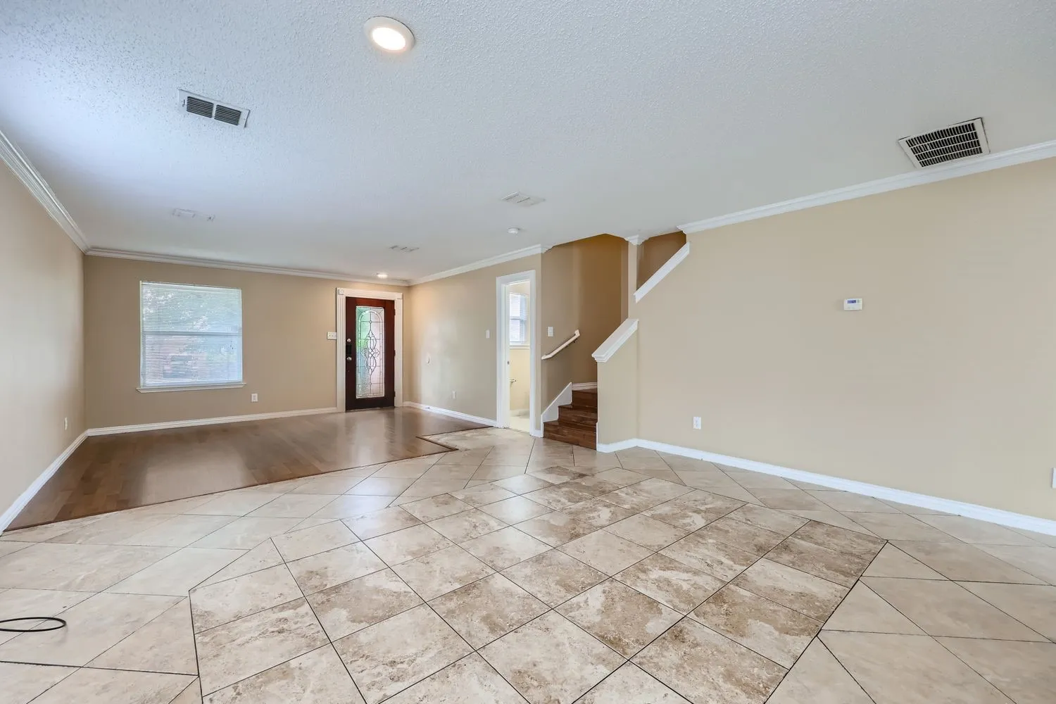Single Family Residence For Sale in Denton County , 1621 Dragonback Pass, Little Elm, Texas 75036, 3 Bedroom, 3 Bathroom, 2 Garage spaces, 2,345 Sqft, built in 2004, mls#21406742, Real Estate Agent in Little Elm, Homes For Sale in Denton county, Homes For Sale in Little Elm, Realtor in Little Elm Texas, Real Estate Brokerage Independent Realty Texas, Luminita Cordes Realtor