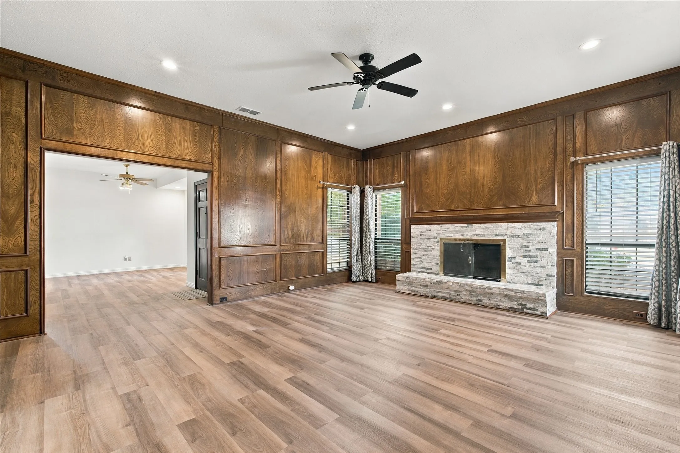 Single Family Residence For Rent in Dallas County , 702 Mount Vernon Drive, Richardson, Texas 75081, 3 Bedroom, 2 Bathroom, 2 Garage spaces, 2,050 Sqft, built in 1980, mls#21406792, Real Estate Agent in Richardson, Homes For Rent in Dallas county, Homes For Rent in Richardson, Realtor in Richardson Texas, Real Estate Brokerage Independent Realty Texas, Luminita Cordes Realtor