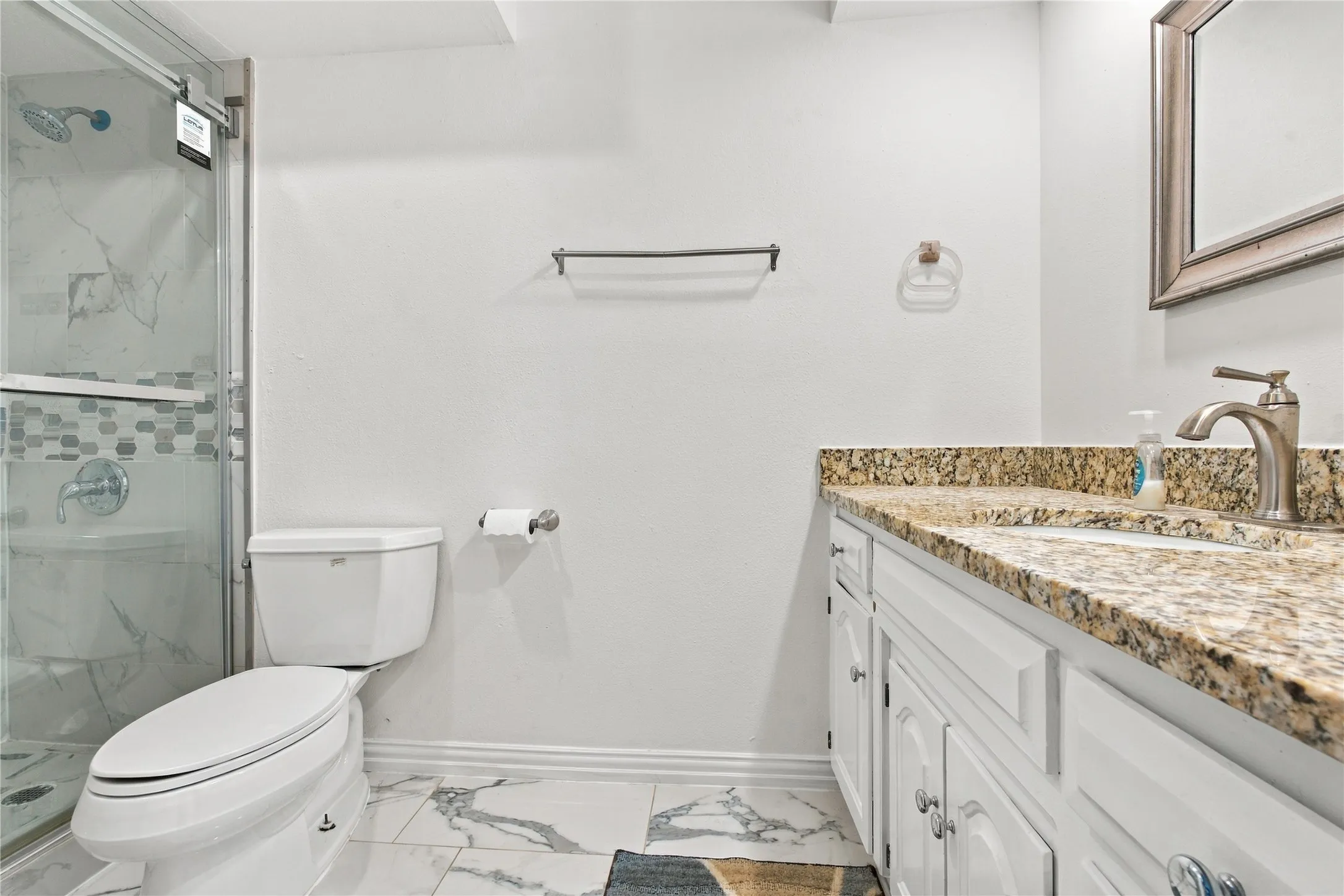 Single Family Residence For Rent in Dallas County , 702 Mount Vernon Drive, Richardson, Texas 75081, 3 Bedroom, 2 Bathroom, 2 Garage spaces, 2,050 Sqft, built in 1980, mls#21406792, Real Estate Agent in Richardson, Homes For Rent in Dallas county, Homes For Rent in Richardson, Realtor in Richardson Texas, Real Estate Brokerage Independent Realty Texas, Luminita Cordes Realtor