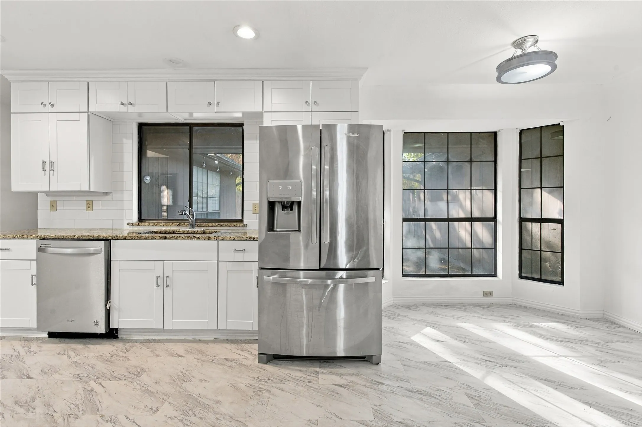 Single Family Residence For Rent in Dallas County , 702 Mount Vernon Drive, Richardson, Texas 75081, 3 Bedroom, 2 Bathroom, 2 Garage spaces, 2,050 Sqft, built in 1980, mls#21406792, Real Estate Agent in Richardson, Homes For Rent in Dallas county, Homes For Rent in Richardson, Realtor in Richardson Texas, Real Estate Brokerage Independent Realty Texas, Luminita Cordes Realtor