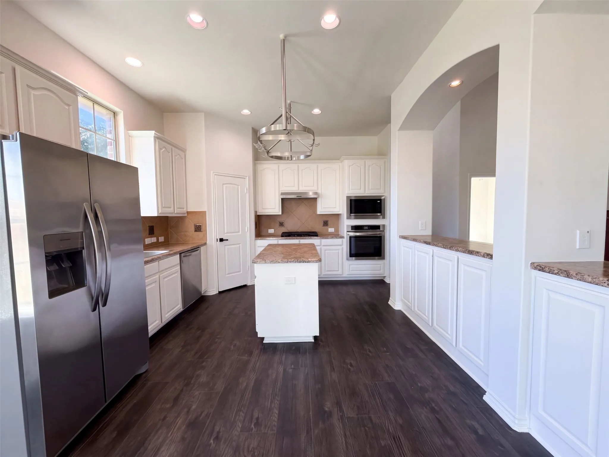 Single Family Residence For Sale in Collin County , 5800 Chuck Wagon Lane, Mc Kinney, Texas 75070, 3 Bedroom, 3 Bathroom, 2 Garage spaces, 2,216 Sqft, built in 2008, mls#21404745, Real Estate Agent in Mc Kinney, Homes For Sale in Collin county, Homes For Sale in Mc Kinney, Realtor in Mc Kinney Texas, Real Estate Brokerage Independent Realty Texas, Luminita Cordes Realtor