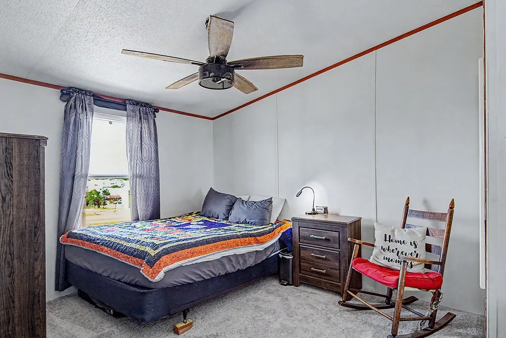 Manufactured Home For Sale in Johnson County , 9217 Montana Street, Joshua, Texas 76058, 4 Bedroom, 2 Bathroom, Garage spaces, 1,680 Sqft, built in 2005, mls#21406403, Real Estate Agent in Joshua, Homes For Sale in Johnson county, Homes For Sale in Joshua, Realtor in Joshua Texas, Real Estate Brokerage Independent Realty Texas, Luminita Cordes Realtor