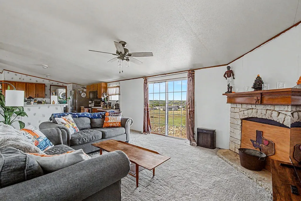 Manufactured Home For Sale in Johnson County , 9217 Montana Street, Joshua, Texas 76058, 4 Bedroom, 2 Bathroom, Garage spaces, 1,680 Sqft, built in 2005, mls#21406403, Real Estate Agent in Joshua, Homes For Sale in Johnson county, Homes For Sale in Joshua, Realtor in Joshua Texas, Real Estate Brokerage Independent Realty Texas, Luminita Cordes Realtor