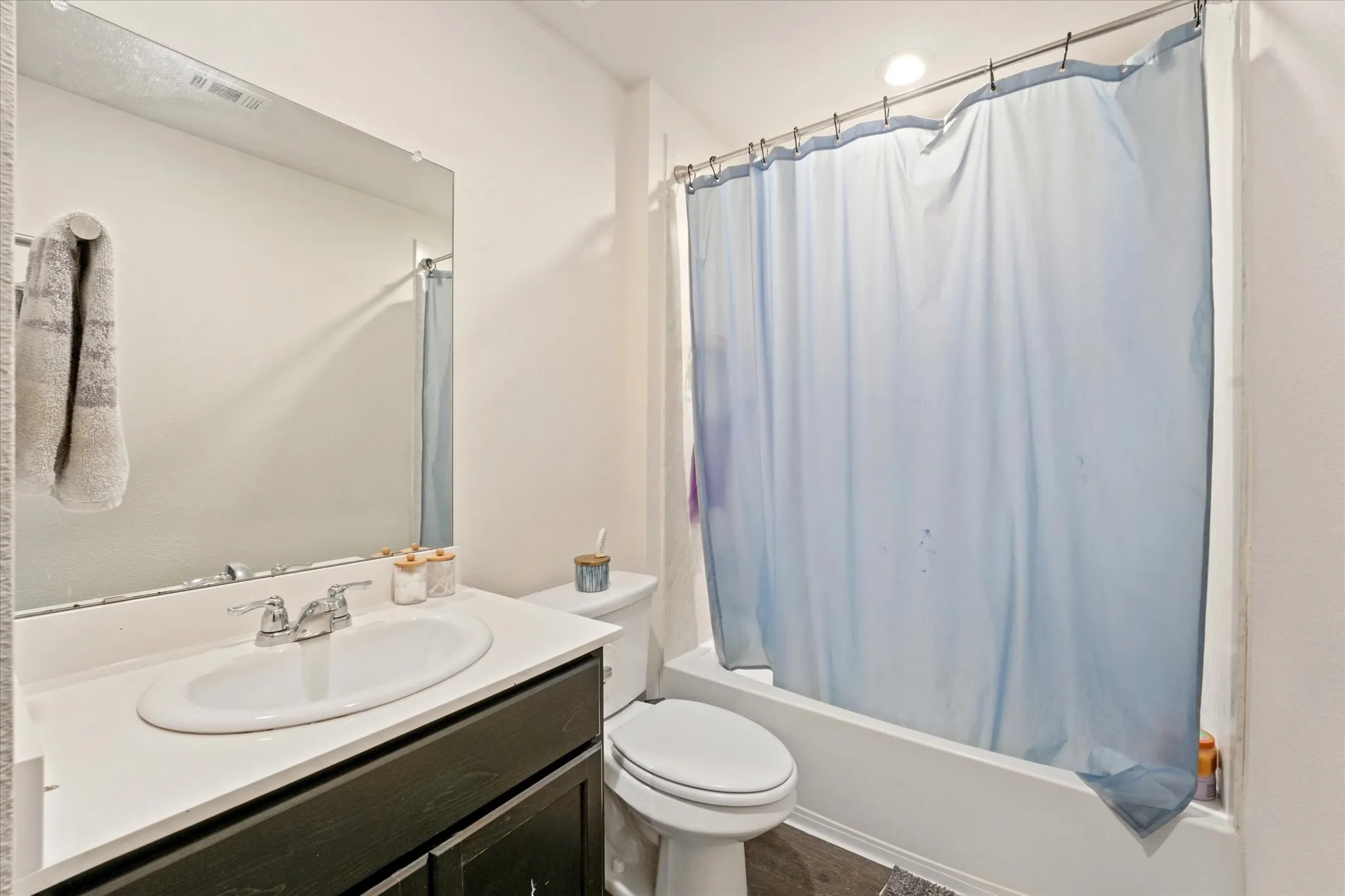 Single Family Residence For Sale in Hunt County , 2956 Peppergrass Street, Royse City, Texas 75189, 4 Bedroom, 2 Bathroom, 2 Garage spaces, 1,830 Sqft, built in 2022, mls#21381554, Real Estate Agent in Royse City, Homes For Sale in Hunt county, Homes For Sale in Royse City, Realtor in Royse City Texas, Real Estate Brokerage Independent Realty Texas, Luminita Cordes Realtor