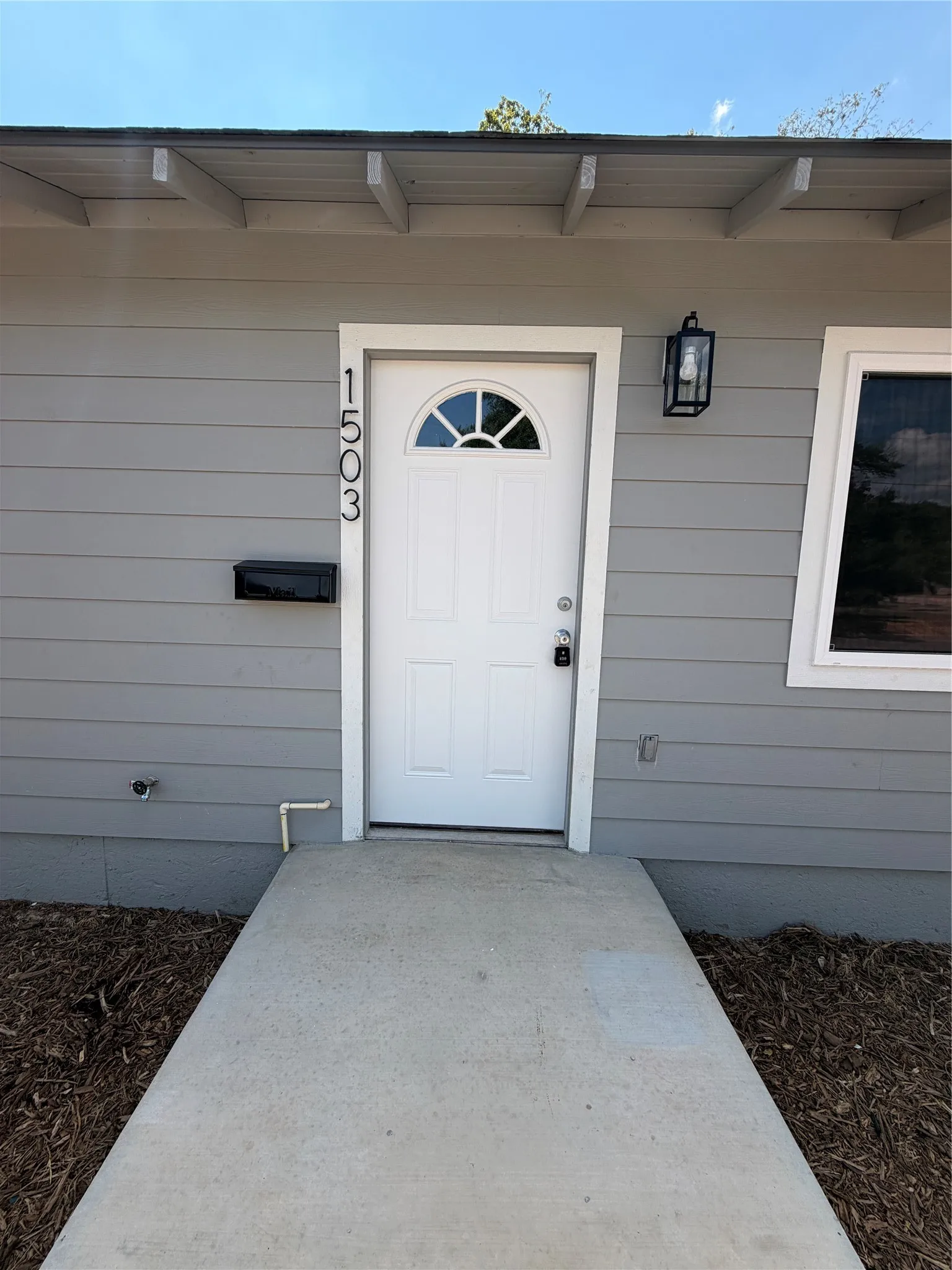 Duplex For Rent in Brown County , 1503 Vine Street, Brownwood, Texas 76801, 2 Bedroom, 1 Bathroom, Garage spaces, 980 Sqft, built in 2026, mls#21406799, Real Estate Agent in Brownwood, Homes For Rent in Brown county, Homes For Rent in Brownwood, Realtor in Brownwood Texas, Real Estate Brokerage Independent Realty Texas, Luminita Cordes Realtor