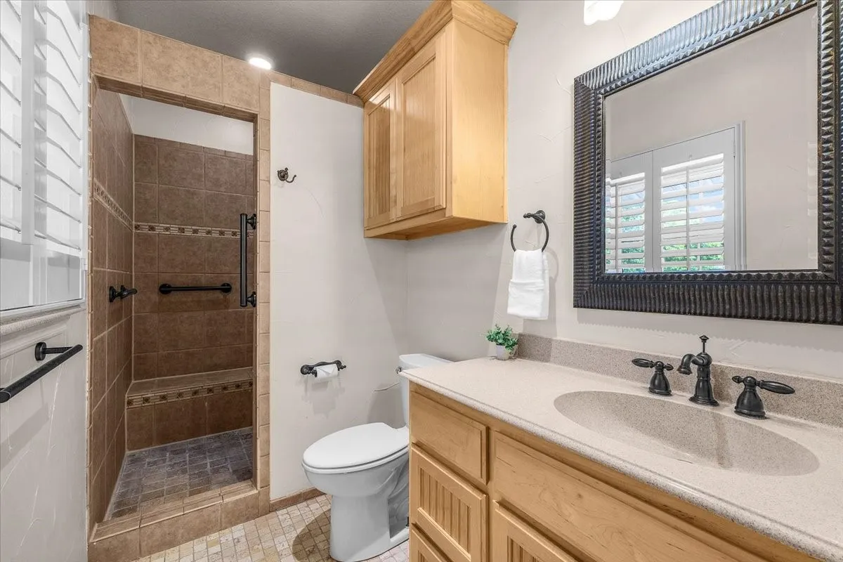 Farm For Sale in Parker County , 2405 Cold Springs Road, Weatherford, Texas 76088, 2 Bedroom, 3 Bathroom, 4 Garage spaces, 2,418 Sqft, built in 2008, mls#21406181, Real Estate Agent in Weatherford, Homes For Sale in Parker county, Homes For Sale in Weatherford, Realtor in Weatherford Texas, Real Estate Brokerage Independent Realty Texas, Luminita Cordes Realtor