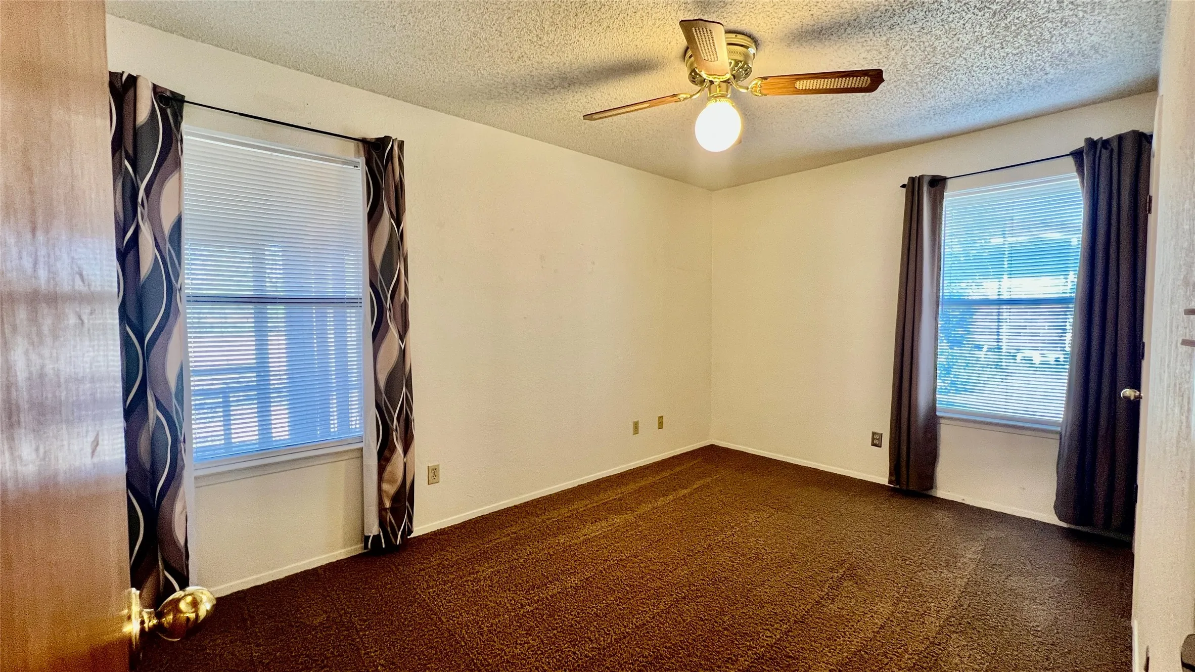 Single Family Residence For Rent in Parker County , 301 Garner Road, Weatherford, Texas 76086, 3 Bedroom, 2 Bathroom, 2 Garage spaces, 1,152 Sqft, built in 1986, mls#21406806, Real Estate Agent in Weatherford, Homes For Rent in Parker county, Homes For Rent in Weatherford, Realtor in Weatherford Texas, Real Estate Brokerage Independent Realty Texas, Luminita Cordes Realtor
