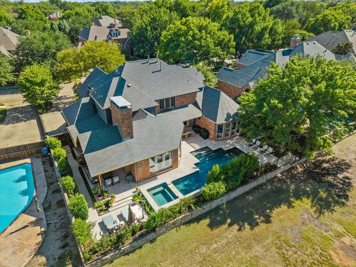 Single Family Residence For Sale in Collin County , 830 Parkwood Court, Mc Kinney, Texas 75072, 4 Bedroom, 5 Bathroom, 3 Garage spaces, 4,097 Sqft, built in 1998, mls#21406736, Real Estate Agent in Mc Kinney, Homes For Sale in Collin county, Homes For Sale in Mc Kinney, Realtor in Mc Kinney Texas, Real Estate Brokerage Independent Realty Texas, Luminita Cordes Realtor
