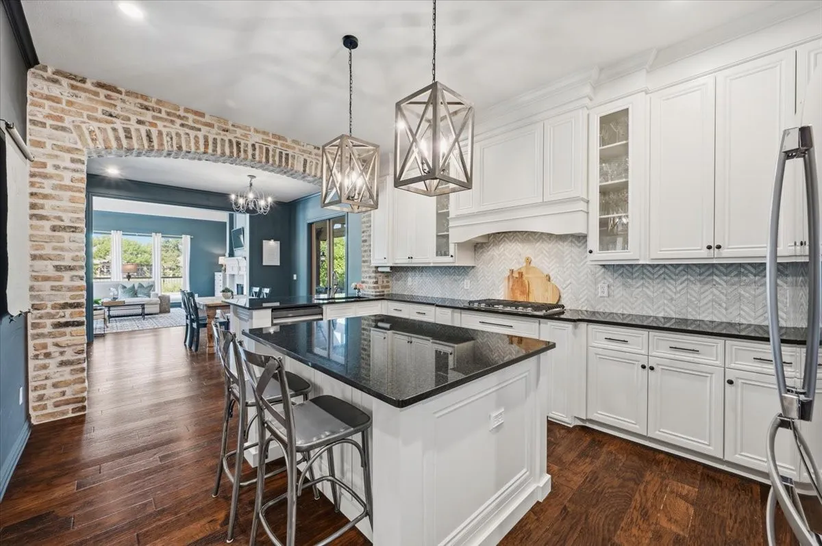 Single Family Residence For Sale in Collin County , 830 Parkwood Court, Mc Kinney, Texas 75072, 4 Bedroom, 5 Bathroom, 3 Garage spaces, 4,097 Sqft, built in 1998, mls#21406736, Real Estate Agent in Mc Kinney, Homes For Sale in Collin county, Homes For Sale in Mc Kinney, Realtor in Mc Kinney Texas, Real Estate Brokerage Independent Realty Texas, Luminita Cordes Realtor