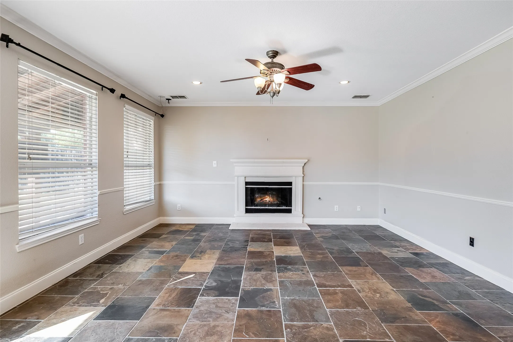 Single Family Residence For Sale in Collin County , 2532 Geiberger Drive, Plano, Texas 75025, 5 Bedroom, 3 Bathroom, 2 Garage spaces, 3,865 Sqft, built in 1997, mls#21391722, Real Estate Agent in Plano, Homes For Sale in Collin county, Homes For Sale in Plano, Realtor in Plano Texas, Real Estate Brokerage Independent Realty Texas, Luminita Cordes Realtor