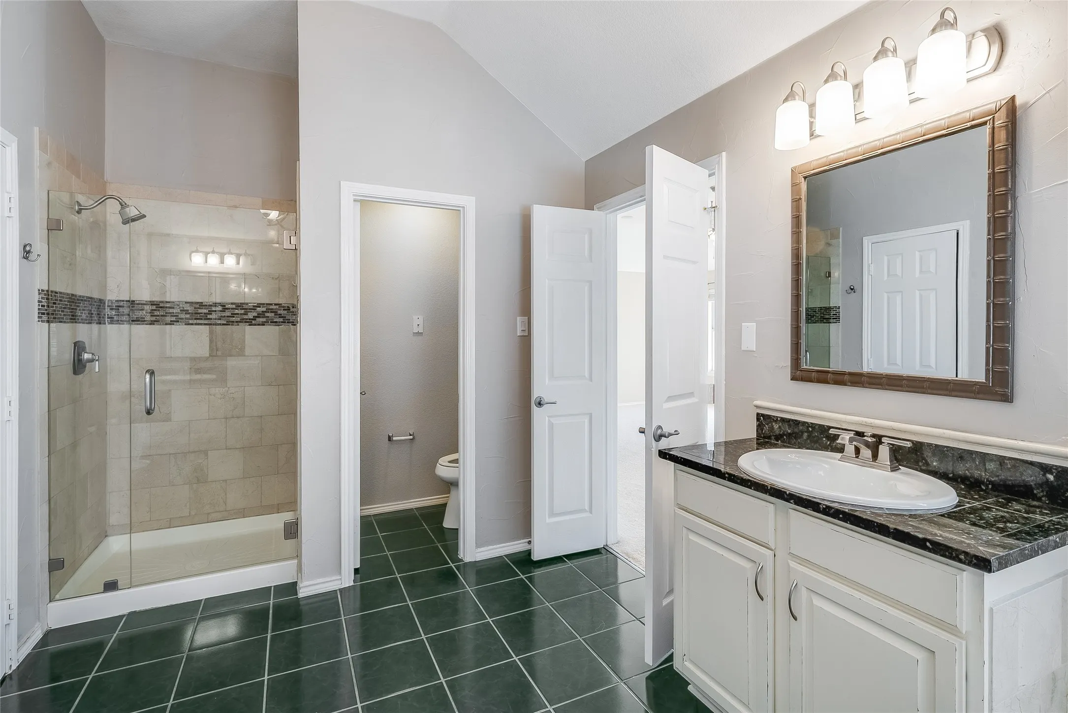 Single Family Residence For Sale in Collin County , 2532 Geiberger Drive, Plano, Texas 75025, 5 Bedroom, 3 Bathroom, 2 Garage spaces, 3,865 Sqft, built in 1997, mls#21391722, Real Estate Agent in Plano, Homes For Sale in Collin county, Homes For Sale in Plano, Realtor in Plano Texas, Real Estate Brokerage Independent Realty Texas, Luminita Cordes Realtor