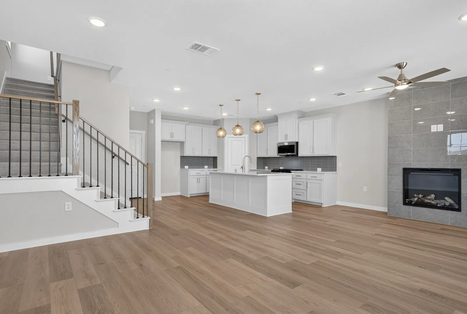 Townhouse For Sale in Denton County , 2864 Enfield, The Colony, Texas 75056, 3 Bedroom, 3 Bathroom, 2 Garage spaces, 1,960 Sqft, built in 2026, mls#21406797, Real Estate Agent in The Colony, Homes For Sale in Denton county, Homes For Sale in The Colony, Realtor in The Colony Texas, Real Estate Brokerage Independent Realty Texas, Luminita Cordes Realtor