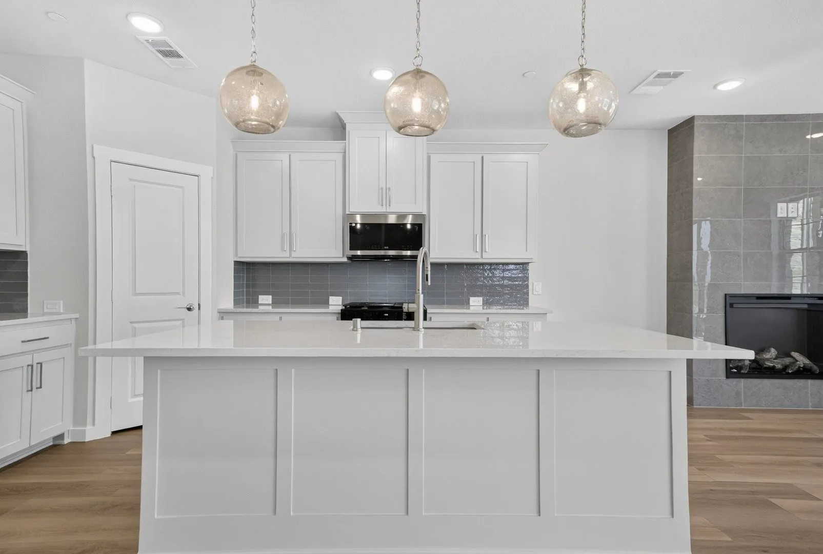 Townhouse For Sale in Denton County , 2864 Enfield, The Colony, Texas 75056, 3 Bedroom, 3 Bathroom, 2 Garage spaces, 1,960 Sqft, built in 2026, mls#21406797, Real Estate Agent in The Colony, Homes For Sale in Denton county, Homes For Sale in The Colony, Realtor in The Colony Texas, Real Estate Brokerage Independent Realty Texas, Luminita Cordes Realtor