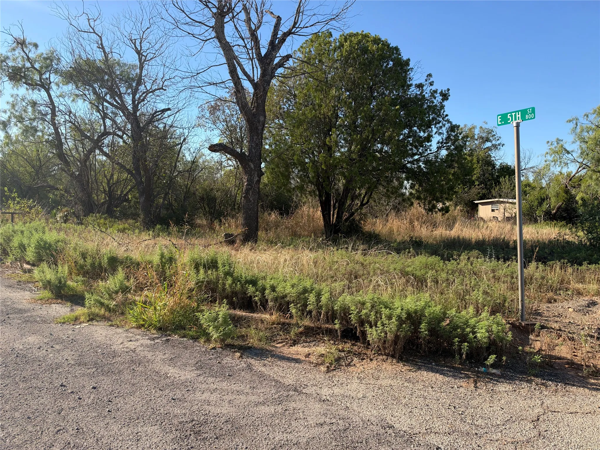 Improved Land For Sale in Coleman County , 815 E 5th Street, Coleman, Texas 76834, 0, 0, Garage spaces, 0 Sqft, built in 0, mls#21405797, Real Estate Agent in Coleman, Homes For Sale in Coleman county, Homes For Sale in Coleman, Realtor in Coleman Texas, Real Estate Brokerage Independent Realty Texas, Luminita Cordes Realtor