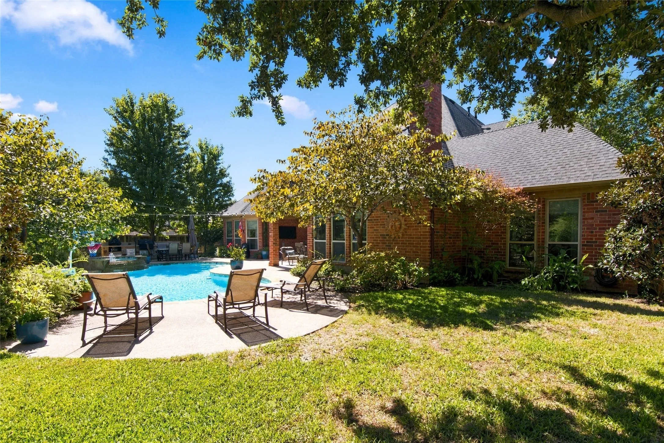 Single Family Residence For Sale in Tarrant County , 6505 Champion Way, Colleyville, Texas 76034, 4 Bedroom, 4 Bathroom, 3 Garage spaces, 4,129 Sqft, built in 1999, mls#21402076, Real Estate Agent in Colleyville, Homes For Sale in Tarrant county, Homes For Sale in Colleyville, Realtor in Colleyville Texas, Real Estate Brokerage Independent Realty Texas, Luminita Cordes Realtor