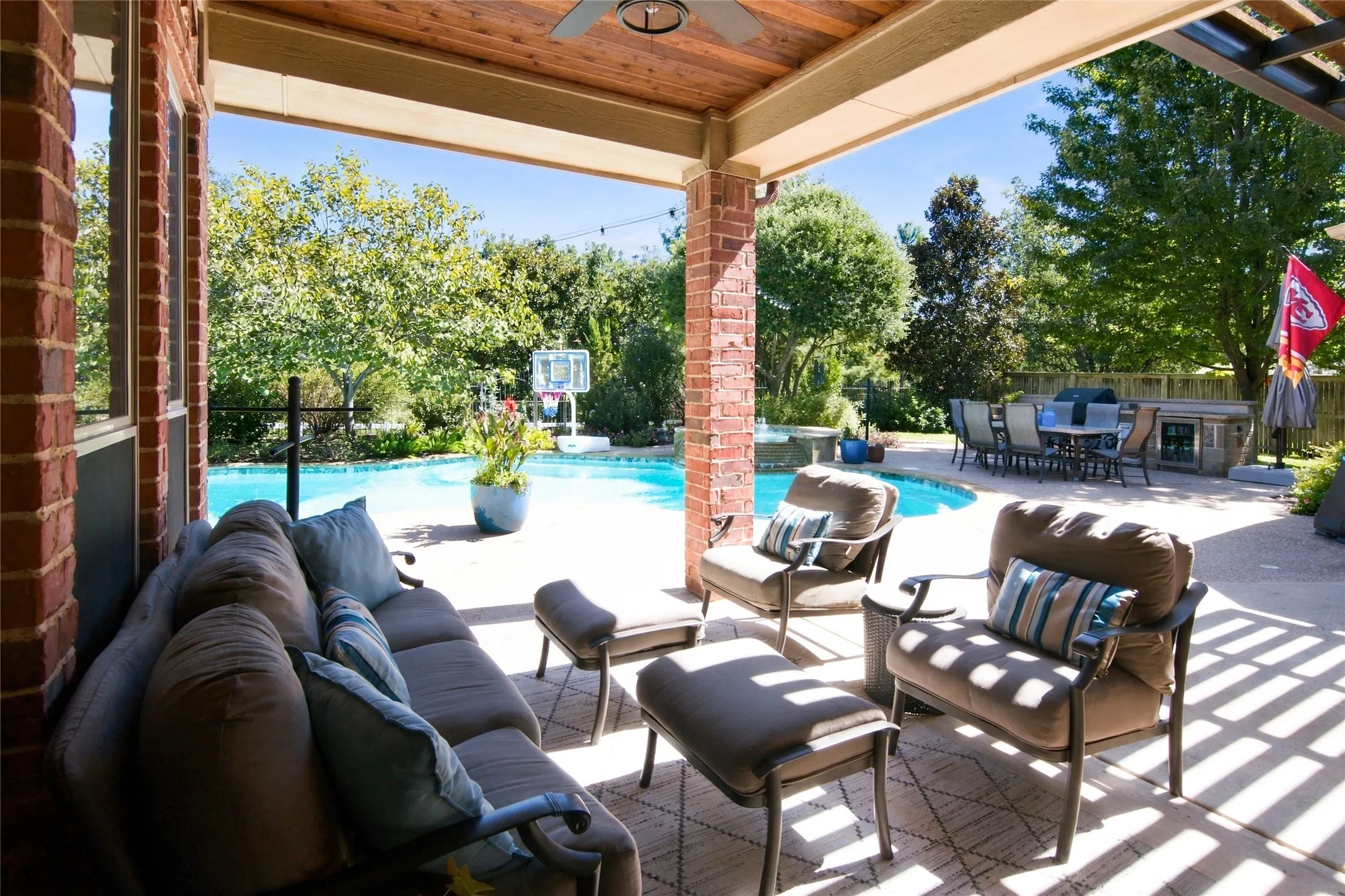 Single Family Residence For Sale in Tarrant County , 6505 Champion Way, Colleyville, Texas 76034, 4 Bedroom, 4 Bathroom, 3 Garage spaces, 4,129 Sqft, built in 1999, mls#21402076, Real Estate Agent in Colleyville, Homes For Sale in Tarrant county, Homes For Sale in Colleyville, Realtor in Colleyville Texas, Real Estate Brokerage Independent Realty Texas, Luminita Cordes Realtor