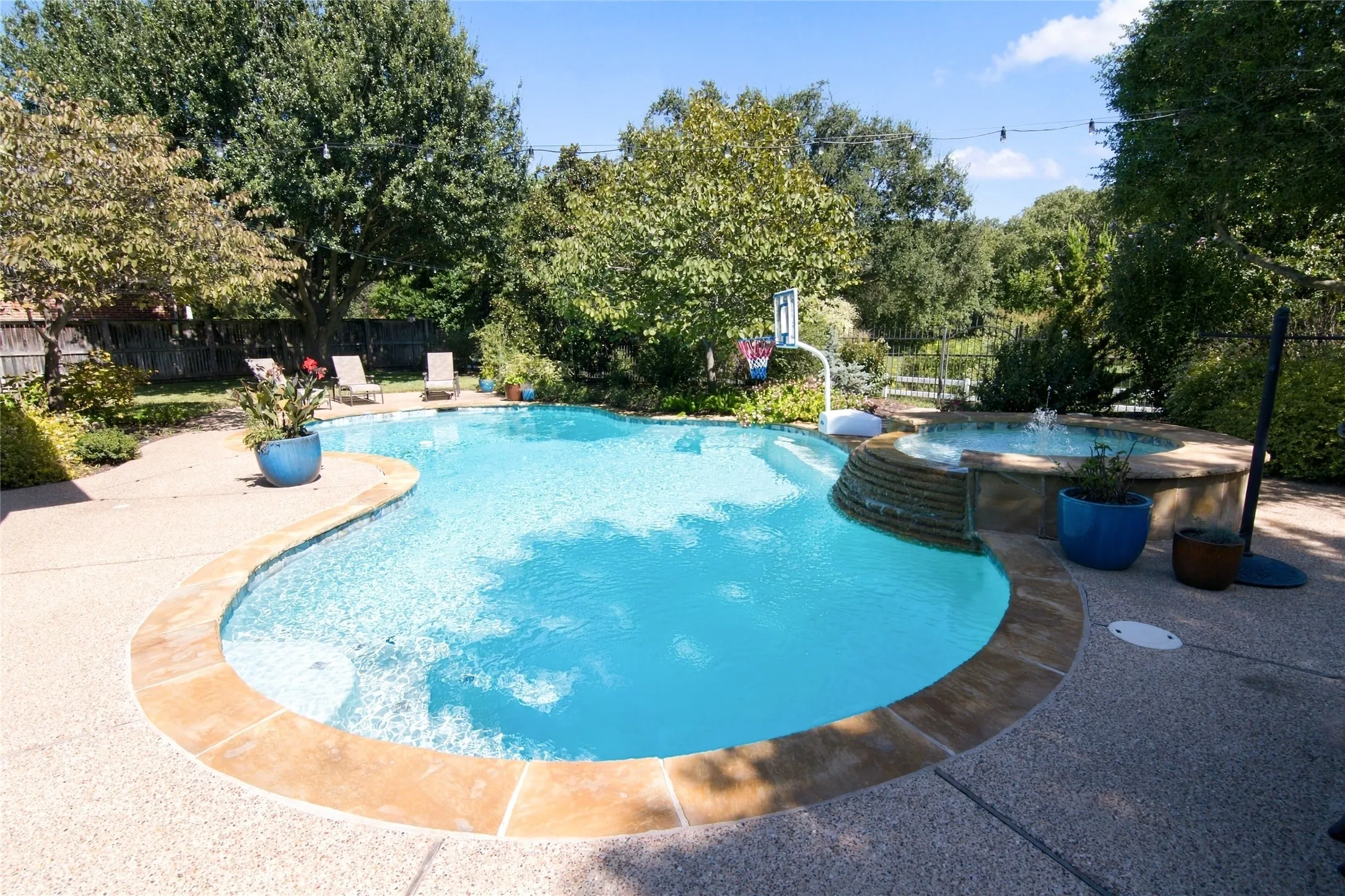 Single Family Residence For Sale in Tarrant County , 6505 Champion Way, Colleyville, Texas 76034, 4 Bedroom, 4 Bathroom, 3 Garage spaces, 4,129 Sqft, built in 1999, mls#21402076, Real Estate Agent in Colleyville, Homes For Sale in Tarrant county, Homes For Sale in Colleyville, Realtor in Colleyville Texas, Real Estate Brokerage Independent Realty Texas, Luminita Cordes Realtor