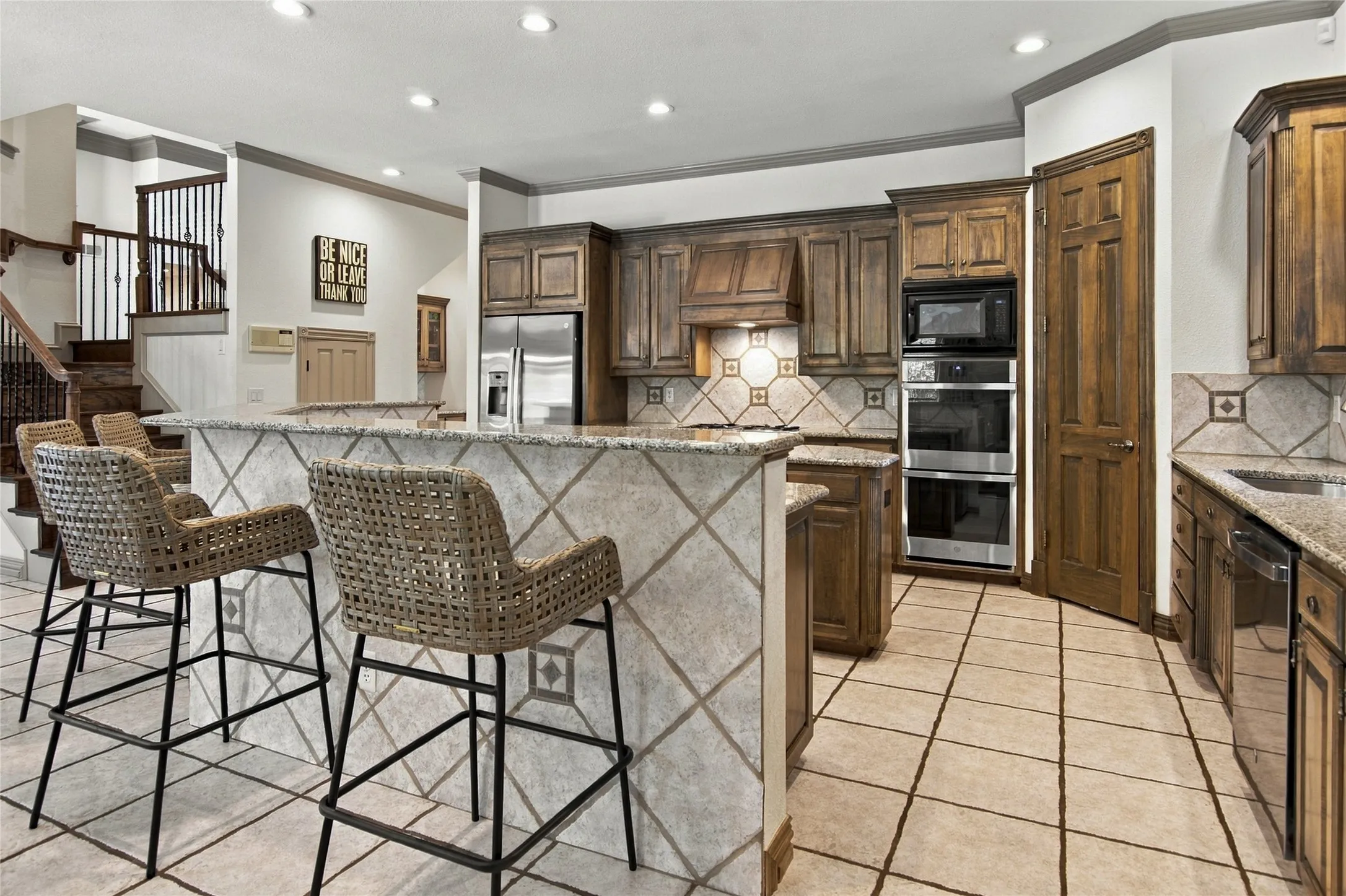 Single Family Residence For Sale in Tarrant County , 6505 Champion Way, Colleyville, Texas 76034, 4 Bedroom, 4 Bathroom, 3 Garage spaces, 4,129 Sqft, built in 1999, mls#21402076, Real Estate Agent in Colleyville, Homes For Sale in Tarrant county, Homes For Sale in Colleyville, Realtor in Colleyville Texas, Real Estate Brokerage Independent Realty Texas, Luminita Cordes Realtor