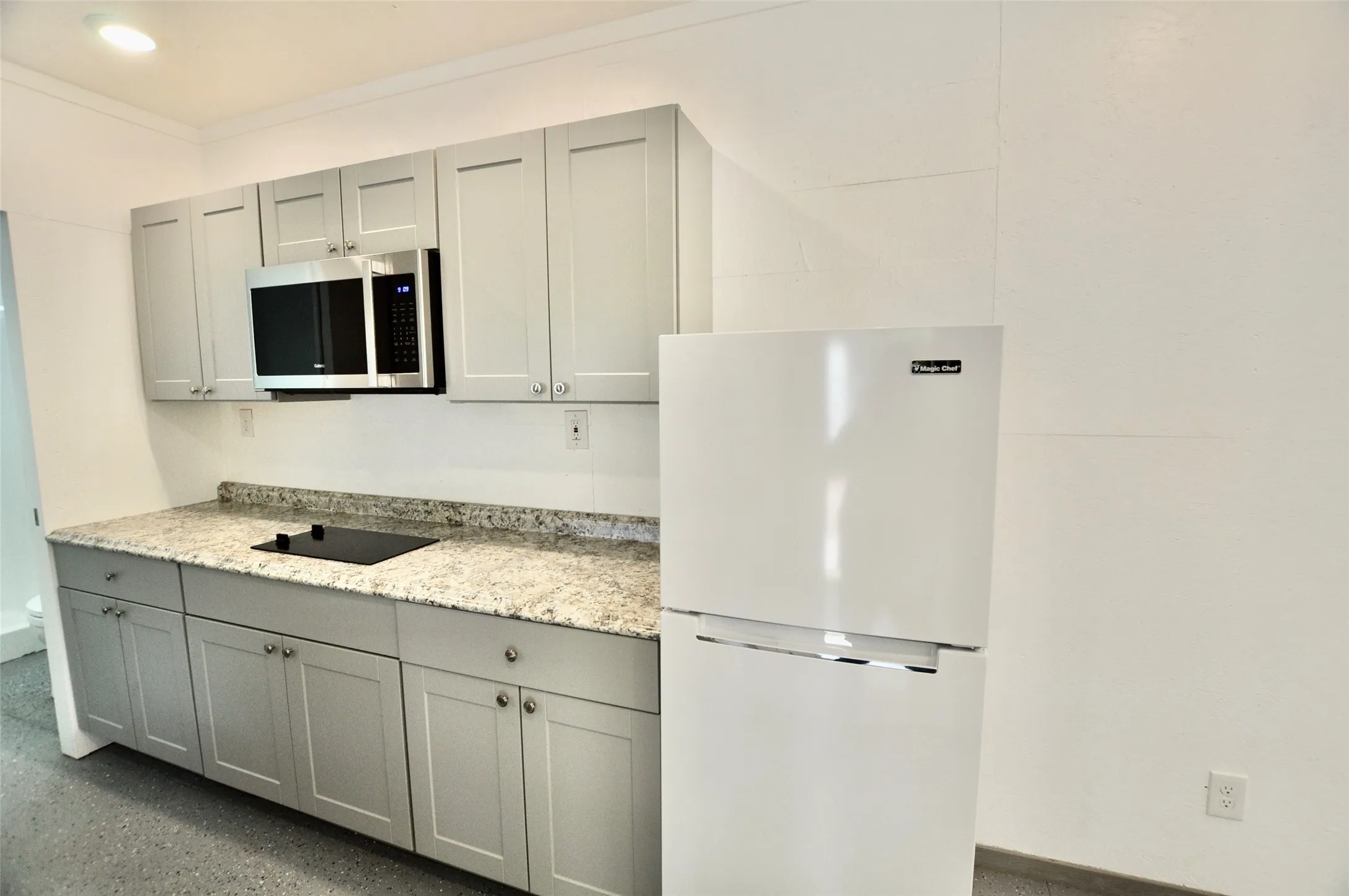 Single Family Residence For Rent in Parker County , 1798 Newport Road, Weatherford, Texas 76086, 1 Bedroom, 1 Bathroom, Garage spaces, 325 Sqft, built in 2018, mls#21406829, Real Estate Agent in Weatherford, Homes For Rent in Parker county, Homes For Rent in Weatherford, Realtor in Weatherford Texas, Real Estate Brokerage Independent Realty Texas, Luminita Cordes Realtor