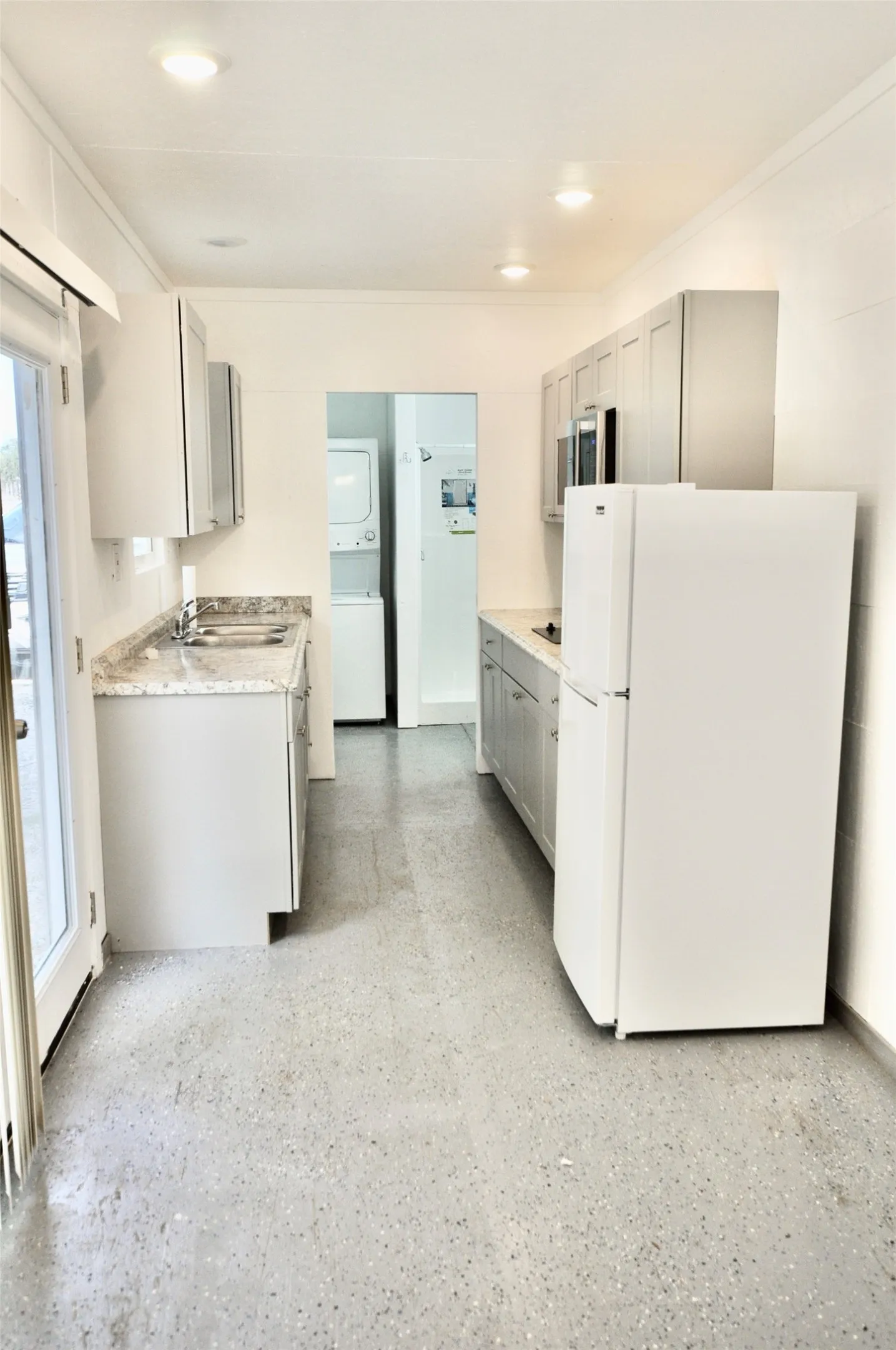 Single Family Residence For Rent in Parker County , 1798 Newport Road, Weatherford, Texas 76086, 1 Bedroom, 1 Bathroom, Garage spaces, 325 Sqft, built in 2018, mls#21406829, Real Estate Agent in Weatherford, Homes For Rent in Parker county, Homes For Rent in Weatherford, Realtor in Weatherford Texas, Real Estate Brokerage Independent Realty Texas, Luminita Cordes Realtor