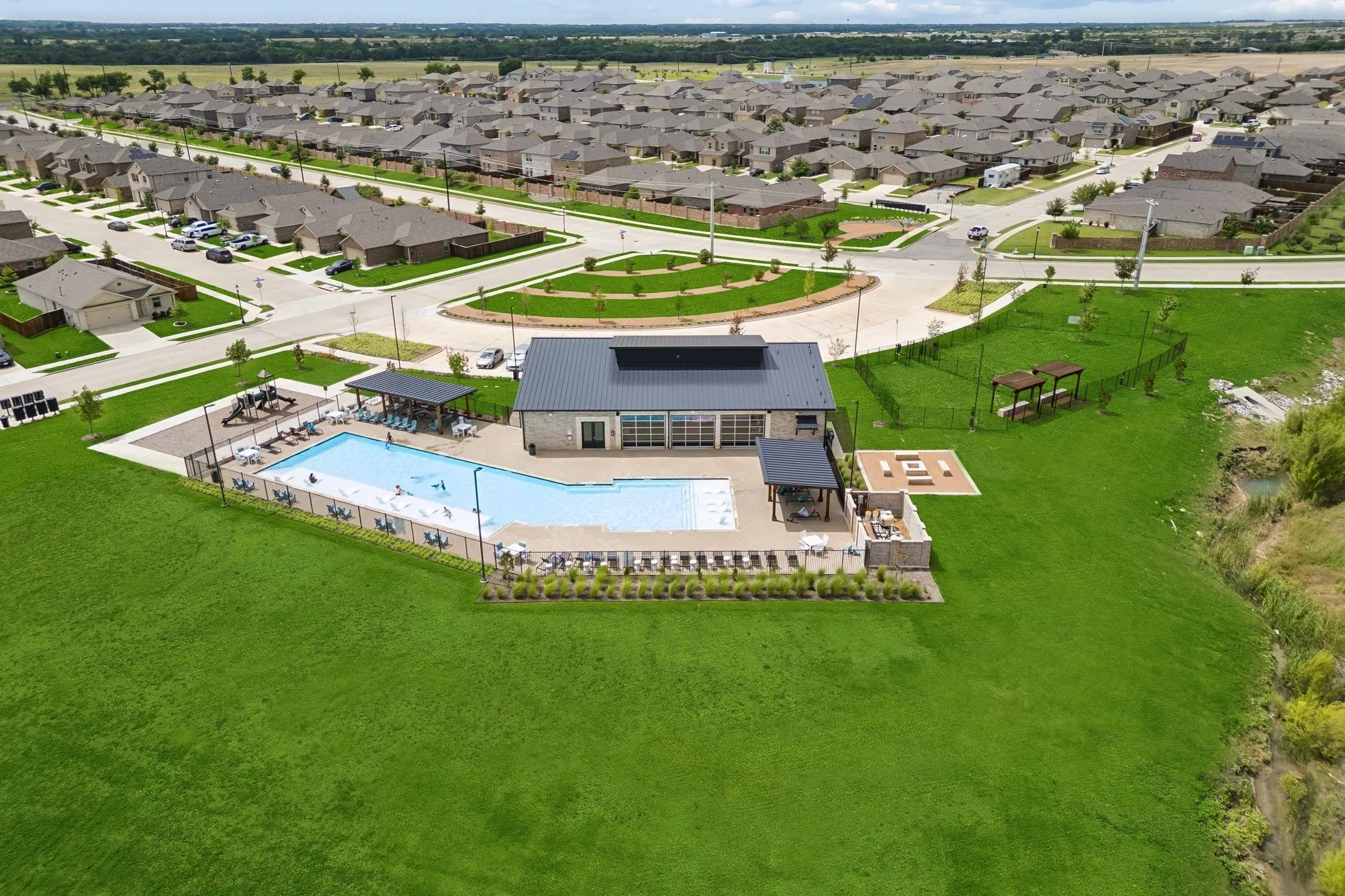 Single Family Residence For Rent in Denton County , 14068 Drover Street, Pilot Point, Texas 76258, 4 Bedroom, 2 Bathroom, 2 Garage spaces, 1,553 Sqft, built in 2024, mls#21403872, Real Estate Agent in Pilot Point, Homes For Rent in Denton county, Homes For Rent in Pilot Point, Realtor in Pilot Point Texas, Real Estate Brokerage Independent Realty Texas, Luminita Cordes Realtor