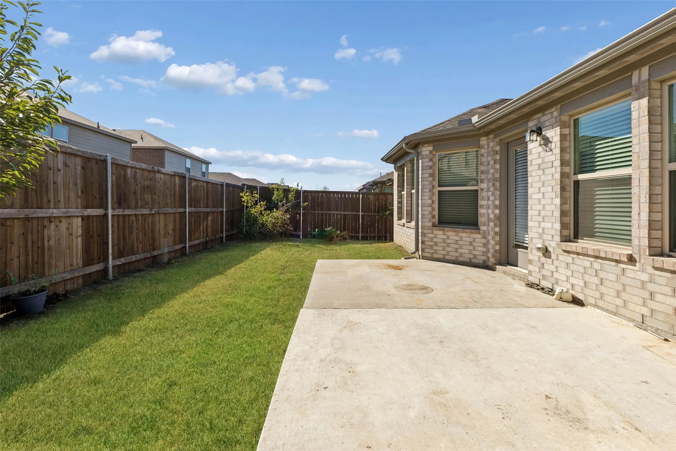 Single Family Residence For Rent in Denton County , 14068 Drover Street, Pilot Point, Texas 76258, 4 Bedroom, 2 Bathroom, 2 Garage spaces, 1,553 Sqft, built in 2024, mls#21403872, Real Estate Agent in Pilot Point, Homes For Rent in Denton county, Homes For Rent in Pilot Point, Realtor in Pilot Point Texas, Real Estate Brokerage Independent Realty Texas, Luminita Cordes Realtor
