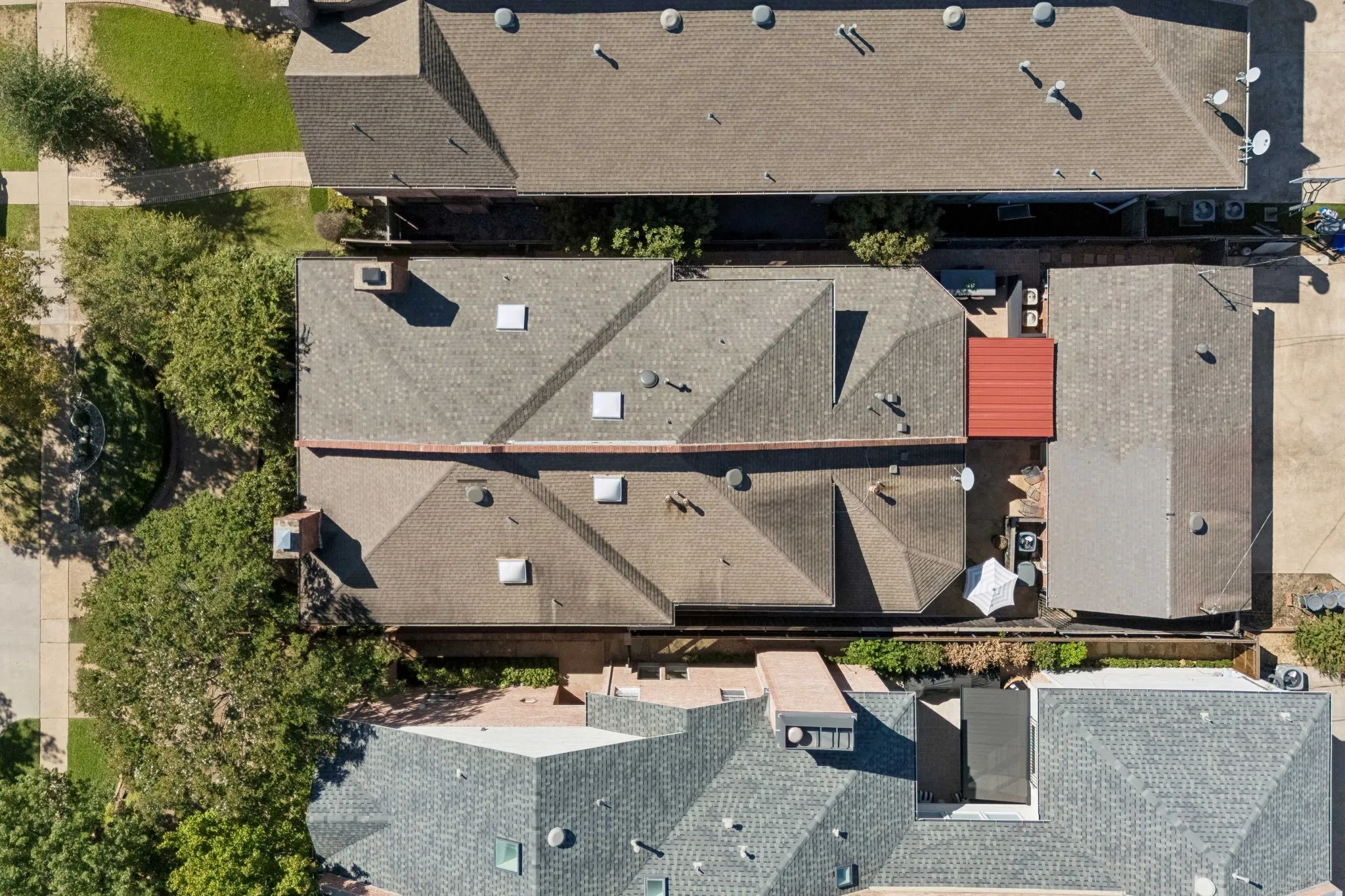 Single Family Residence For Sale in Dallas County , 3440 Granada Avenue, University Park, Texas 75205, 3 Bedroom, 3 Bathroom, 2 Garage spaces, 2,554 Sqft, built in 1984, mls#21399073, Real Estate Agent in University Park, Homes For Sale in Dallas county, Homes For Sale in University Park, Realtor in University Park Texas, Real Estate Brokerage Independent Realty Texas, Luminita Cordes Realtor