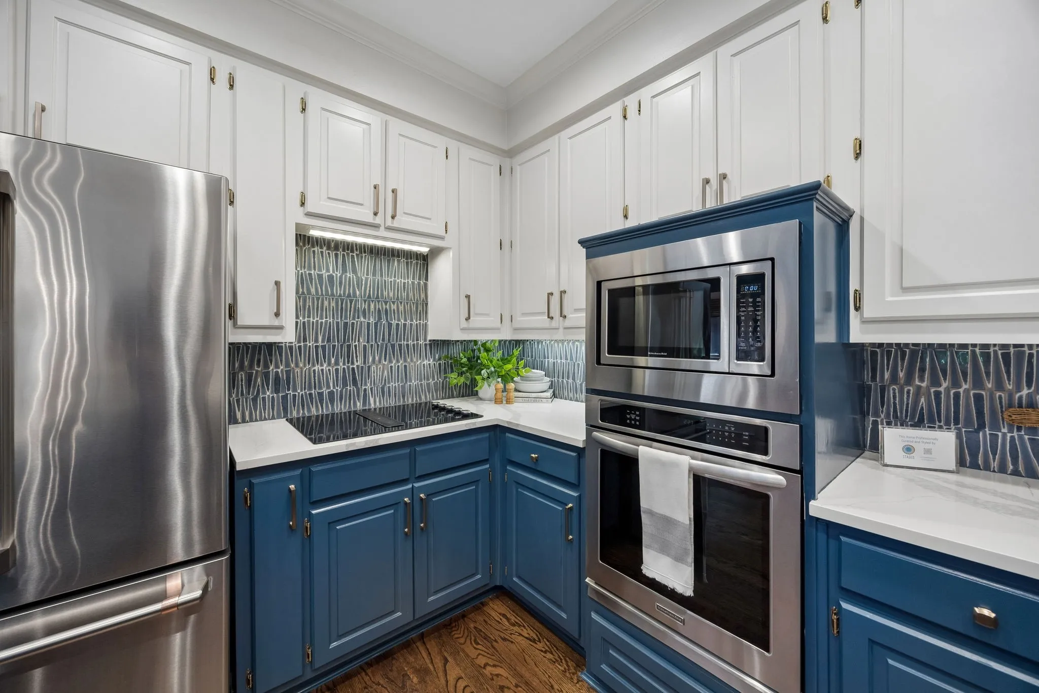 Single Family Residence For Sale in Dallas County , 3440 Granada Avenue, University Park, Texas 75205, 3 Bedroom, 3 Bathroom, 2 Garage spaces, 2,554 Sqft, built in 1984, mls#21399073, Real Estate Agent in University Park, Homes For Sale in Dallas county, Homes For Sale in University Park, Realtor in University Park Texas, Real Estate Brokerage Independent Realty Texas, Luminita Cordes Realtor