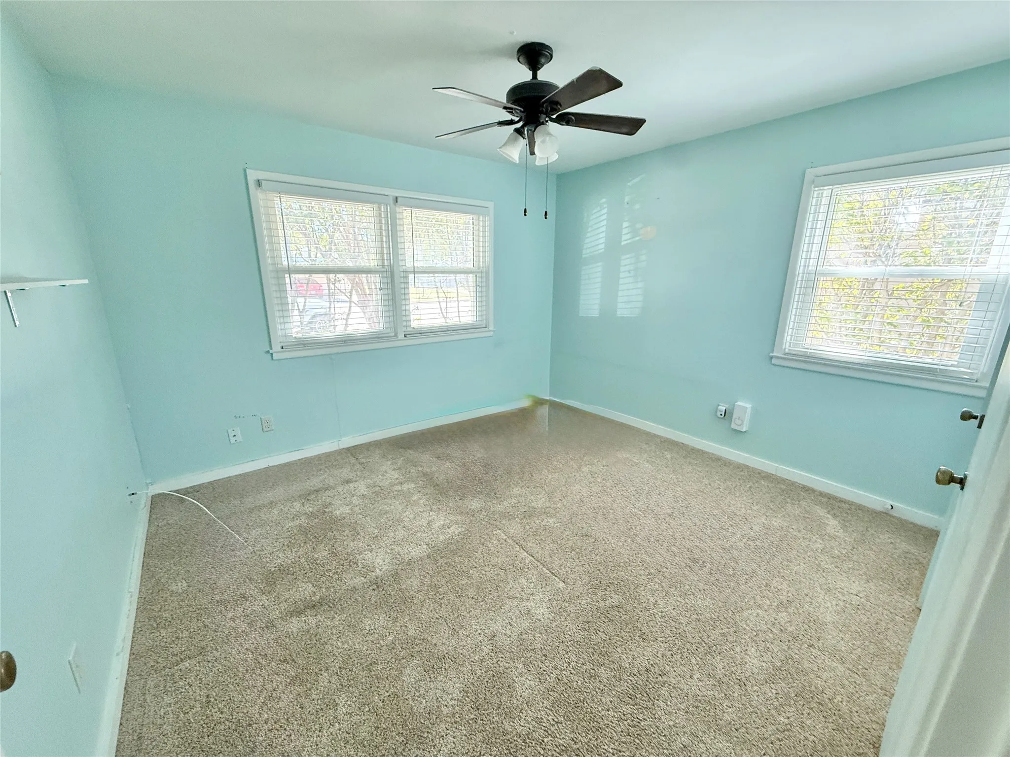 Single Family Residence For Sale in Taylor County , 2102 Ballinger Street, Abilene, Texas 79605, 2 Bedroom, 1 Bathroom, 1 Garage spaces, 1,077 Sqft, built in 1955, mls#21406634, Real Estate Agent in Abilene, Homes For Sale in Taylor county, Homes For Sale in Abilene, Realtor in Abilene Texas, Real Estate Brokerage Independent Realty Texas, Luminita Cordes Realtor