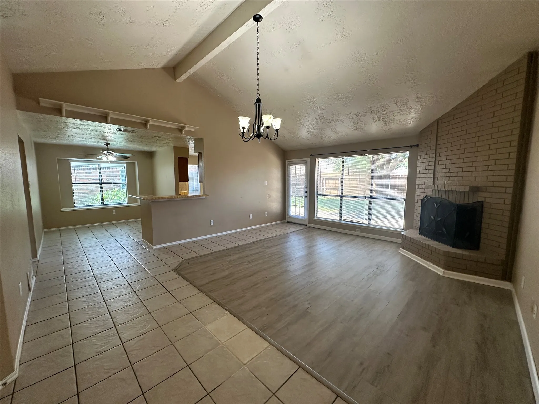 Single Family Residence For Rent in Collin County , 4045 Cavalry Drive, Plano, Texas 75023, 3 Bedroom, 2 Bathroom, 2 Garage spaces, 1,453 Sqft, built in 1983, mls#21406835, Real Estate Agent in Plano, Homes For Rent in Collin county, Homes For Rent in Plano, Realtor in Plano Texas, Real Estate Brokerage Independent Realty Texas, Luminita Cordes Realtor