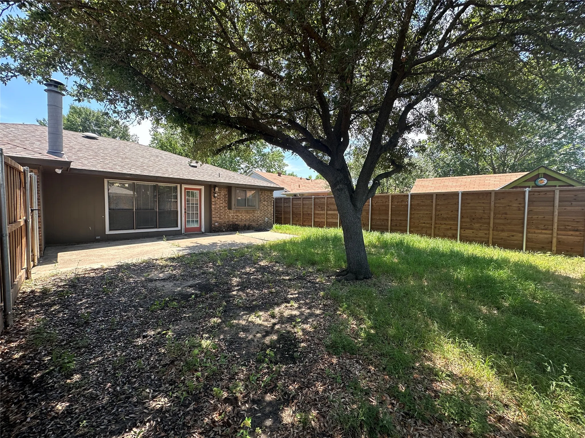 Single Family Residence For Rent in Collin County , 4045 Cavalry Drive, Plano, Texas 75023, 3 Bedroom, 2 Bathroom, 2 Garage spaces, 1,453 Sqft, built in 1983, mls#21406835, Real Estate Agent in Plano, Homes For Rent in Collin county, Homes For Rent in Plano, Realtor in Plano Texas, Real Estate Brokerage Independent Realty Texas, Luminita Cordes Realtor