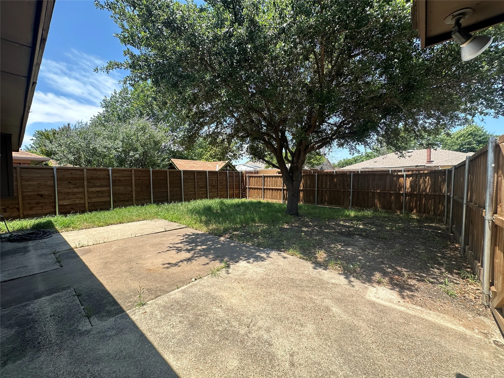 Single Family Residence For Rent in Collin County , 4045 Cavalry Drive, Plano, Texas 75023, 3 Bedroom, 2 Bathroom, 2 Garage spaces, 1,453 Sqft, built in 1983, mls#21406835, Real Estate Agent in Plano, Homes For Rent in Collin county, Homes For Rent in Plano, Realtor in Plano Texas, Real Estate Brokerage Independent Realty Texas, Luminita Cordes Realtor