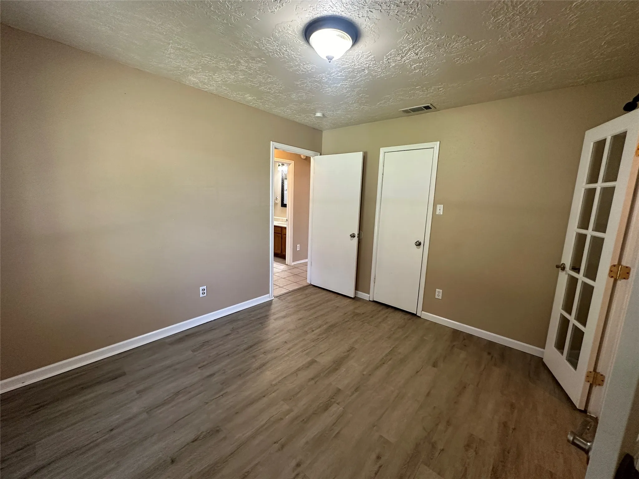 Single Family Residence For Rent in Collin County , 4045 Cavalry Drive, Plano, Texas 75023, 3 Bedroom, 2 Bathroom, 2 Garage spaces, 1,453 Sqft, built in 1983, mls#21406835, Real Estate Agent in Plano, Homes For Rent in Collin county, Homes For Rent in Plano, Realtor in Plano Texas, Real Estate Brokerage Independent Realty Texas, Luminita Cordes Realtor