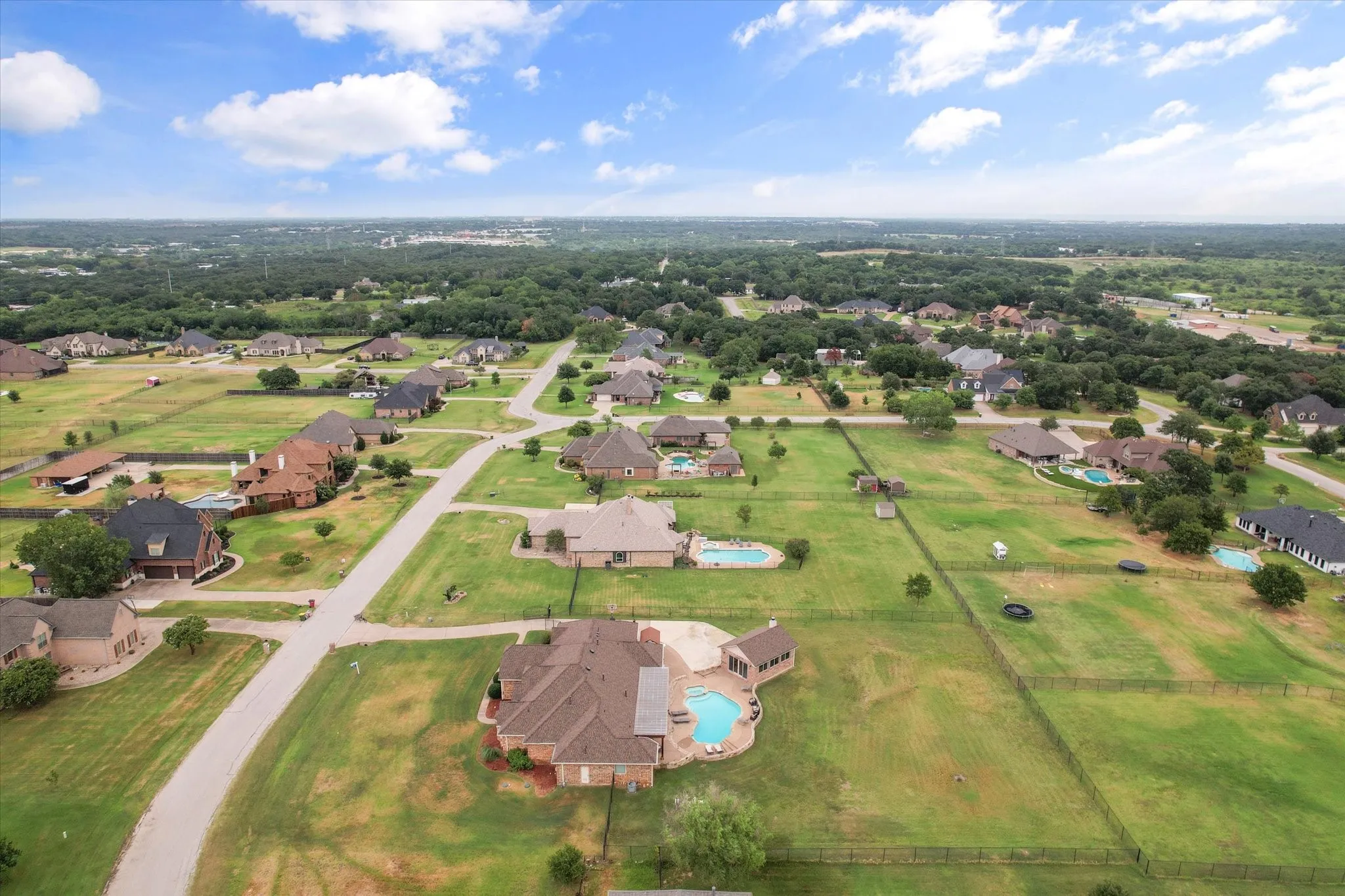 Single Family Residence For Sale in Tarrant County , 7168 Granville Drive, Mansfield, Texas 76063, 4 Bedroom, 4 Bathroom, 3 Garage spaces, 3,656 Sqft, built in 2006, mls#21402381, Real Estate Agent in Mansfield, Homes For Sale in Tarrant county, Homes For Sale in Mansfield, Realtor in Mansfield Texas, Real Estate Brokerage Independent Realty Texas, Luminita Cordes Realtor