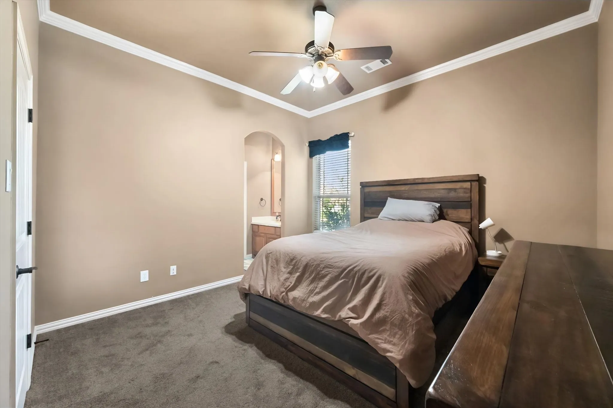 Single Family Residence For Sale in Tarrant County , 7168 Granville Drive, Mansfield, Texas 76063, 4 Bedroom, 4 Bathroom, 3 Garage spaces, 3,656 Sqft, built in 2006, mls#21402381, Real Estate Agent in Mansfield, Homes For Sale in Tarrant county, Homes For Sale in Mansfield, Realtor in Mansfield Texas, Real Estate Brokerage Independent Realty Texas, Luminita Cordes Realtor