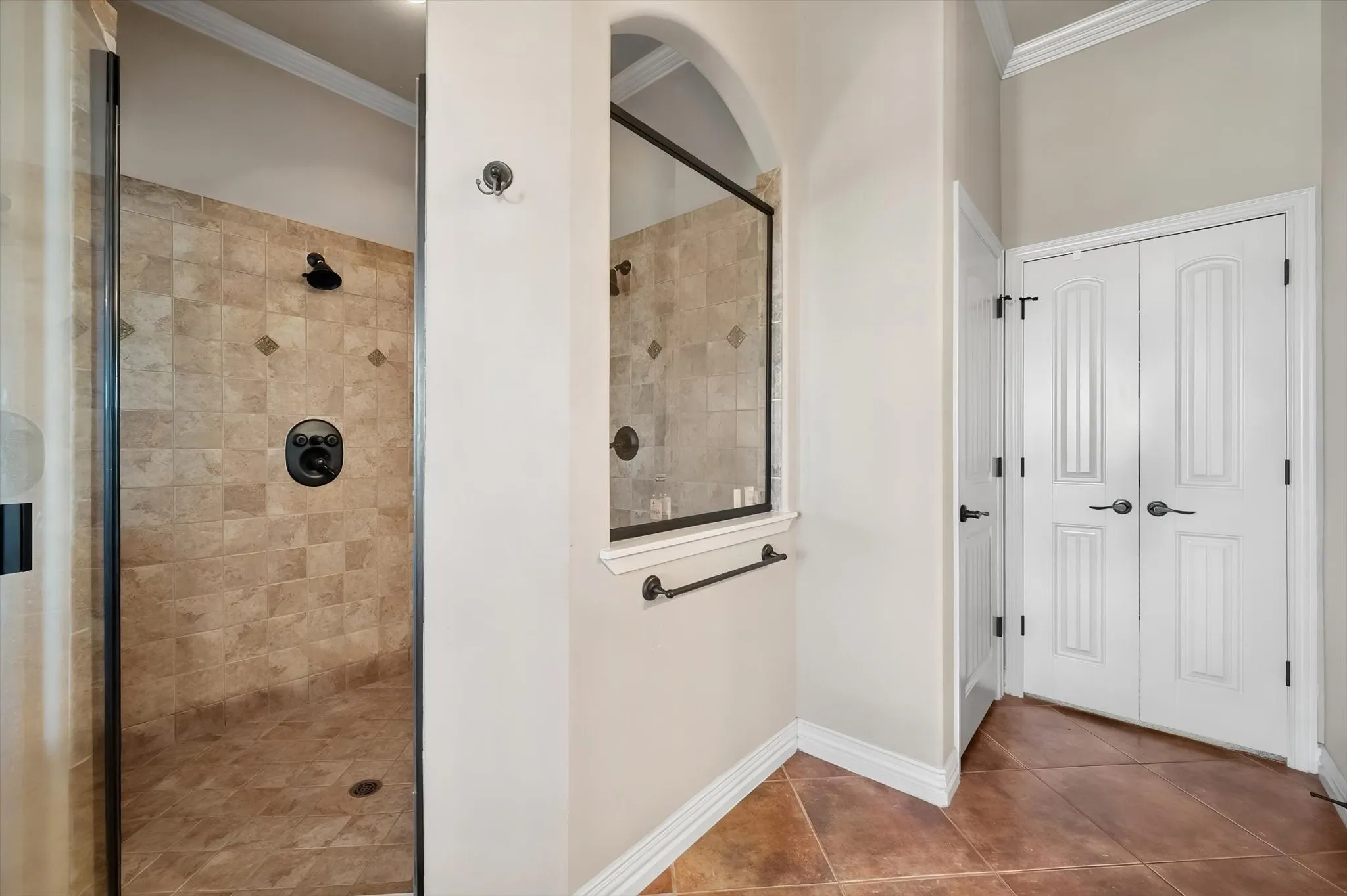Single Family Residence For Sale in Tarrant County , 7168 Granville Drive, Mansfield, Texas 76063, 4 Bedroom, 4 Bathroom, 3 Garage spaces, 3,656 Sqft, built in 2006, mls#21402381, Real Estate Agent in Mansfield, Homes For Sale in Tarrant county, Homes For Sale in Mansfield, Realtor in Mansfield Texas, Real Estate Brokerage Independent Realty Texas, Luminita Cordes Realtor