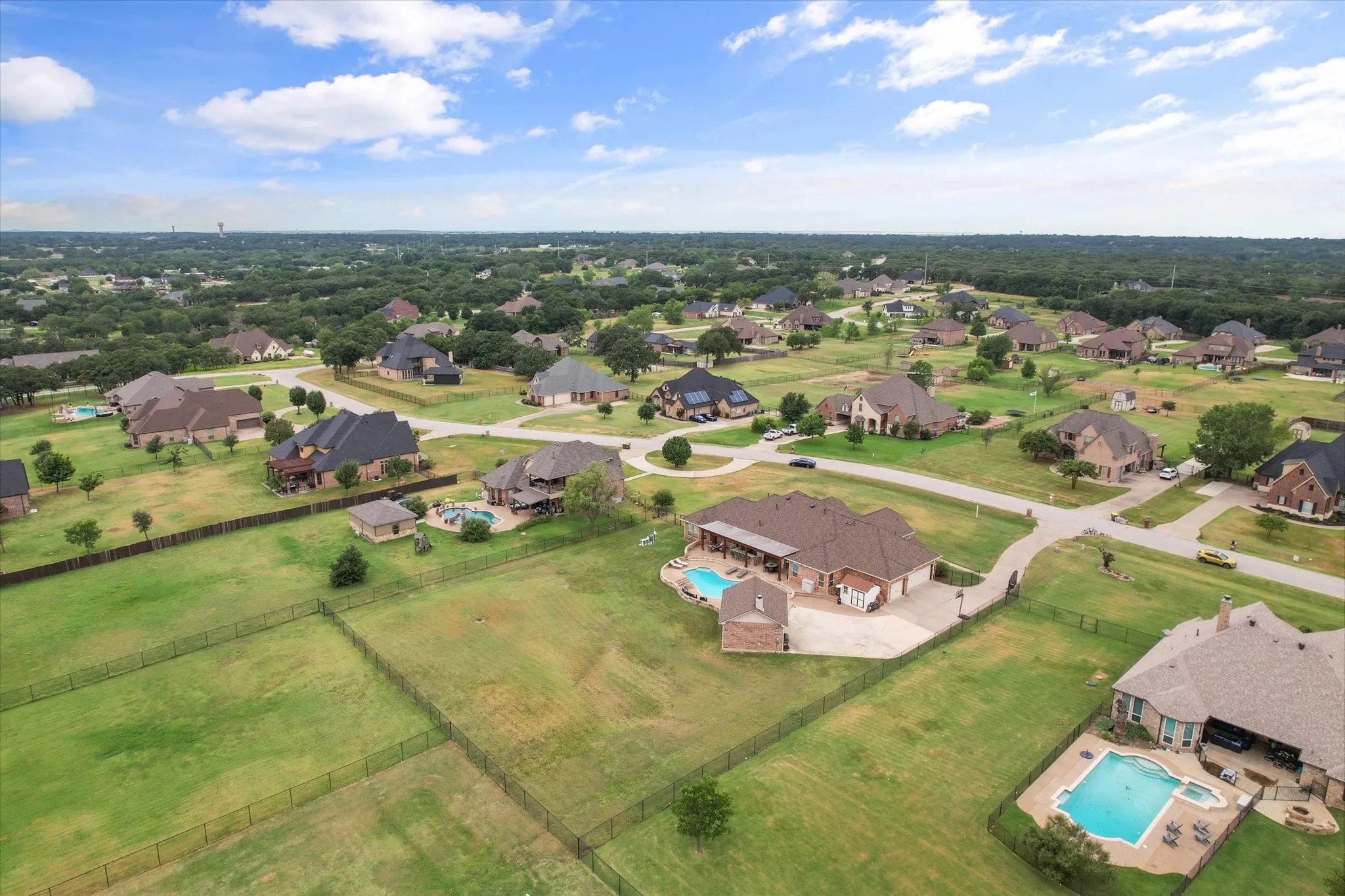 Single Family Residence For Sale in Tarrant County , 7168 Granville Drive, Mansfield, Texas 76063, 4 Bedroom, 4 Bathroom, 3 Garage spaces, 3,656 Sqft, built in 2006, mls#21402381, Real Estate Agent in Mansfield, Homes For Sale in Tarrant county, Homes For Sale in Mansfield, Realtor in Mansfield Texas, Real Estate Brokerage Independent Realty Texas, Luminita Cordes Realtor
