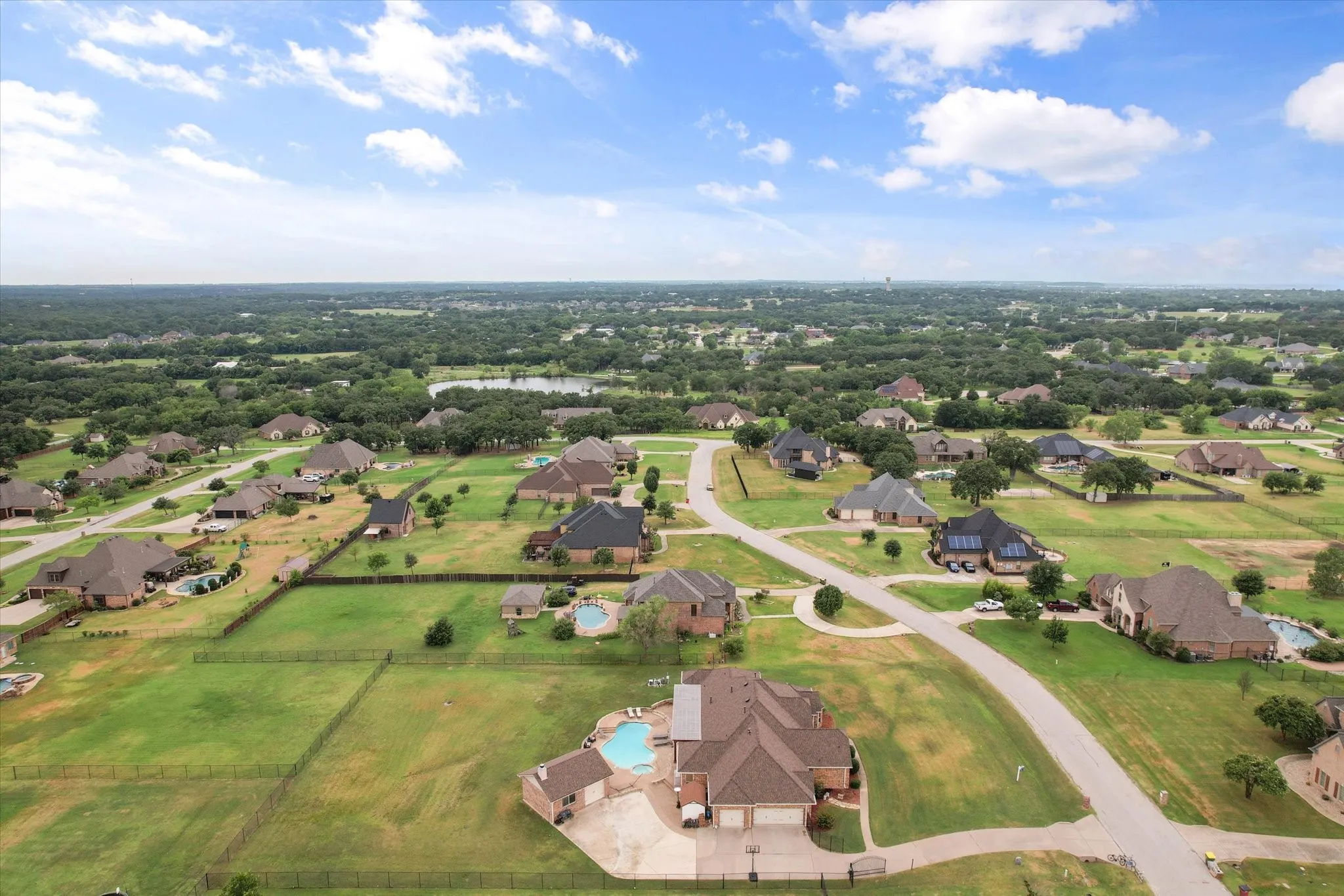 Single Family Residence For Sale in Tarrant County , 7168 Granville Drive, Mansfield, Texas 76063, 4 Bedroom, 4 Bathroom, 3 Garage spaces, 3,656 Sqft, built in 2006, mls#21402381, Real Estate Agent in Mansfield, Homes For Sale in Tarrant county, Homes For Sale in Mansfield, Realtor in Mansfield Texas, Real Estate Brokerage Independent Realty Texas, Luminita Cordes Realtor